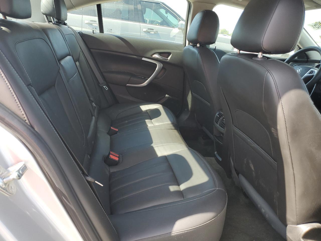 2013 BUICK Regal