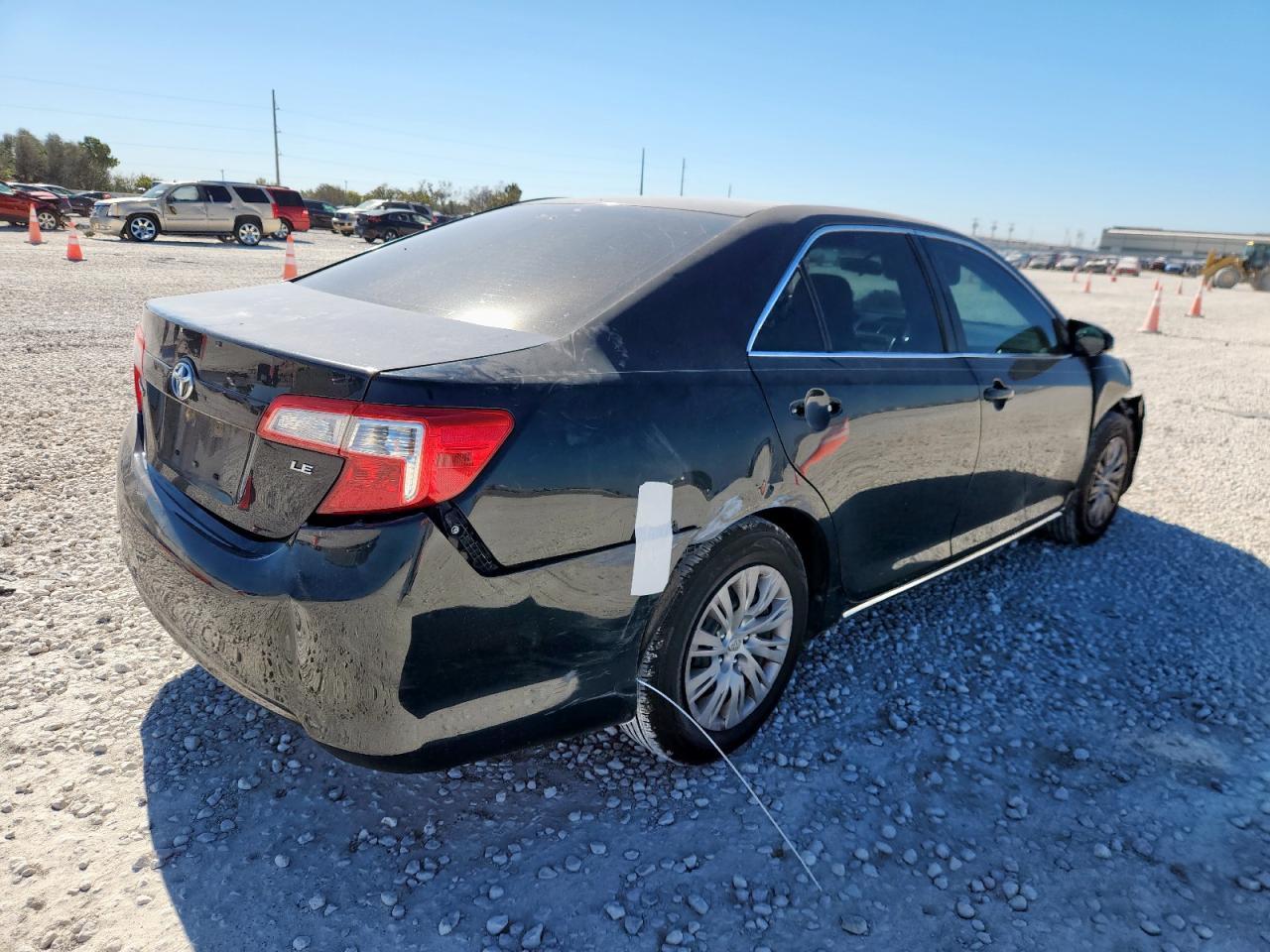 2013 TOYOTA CAMRY