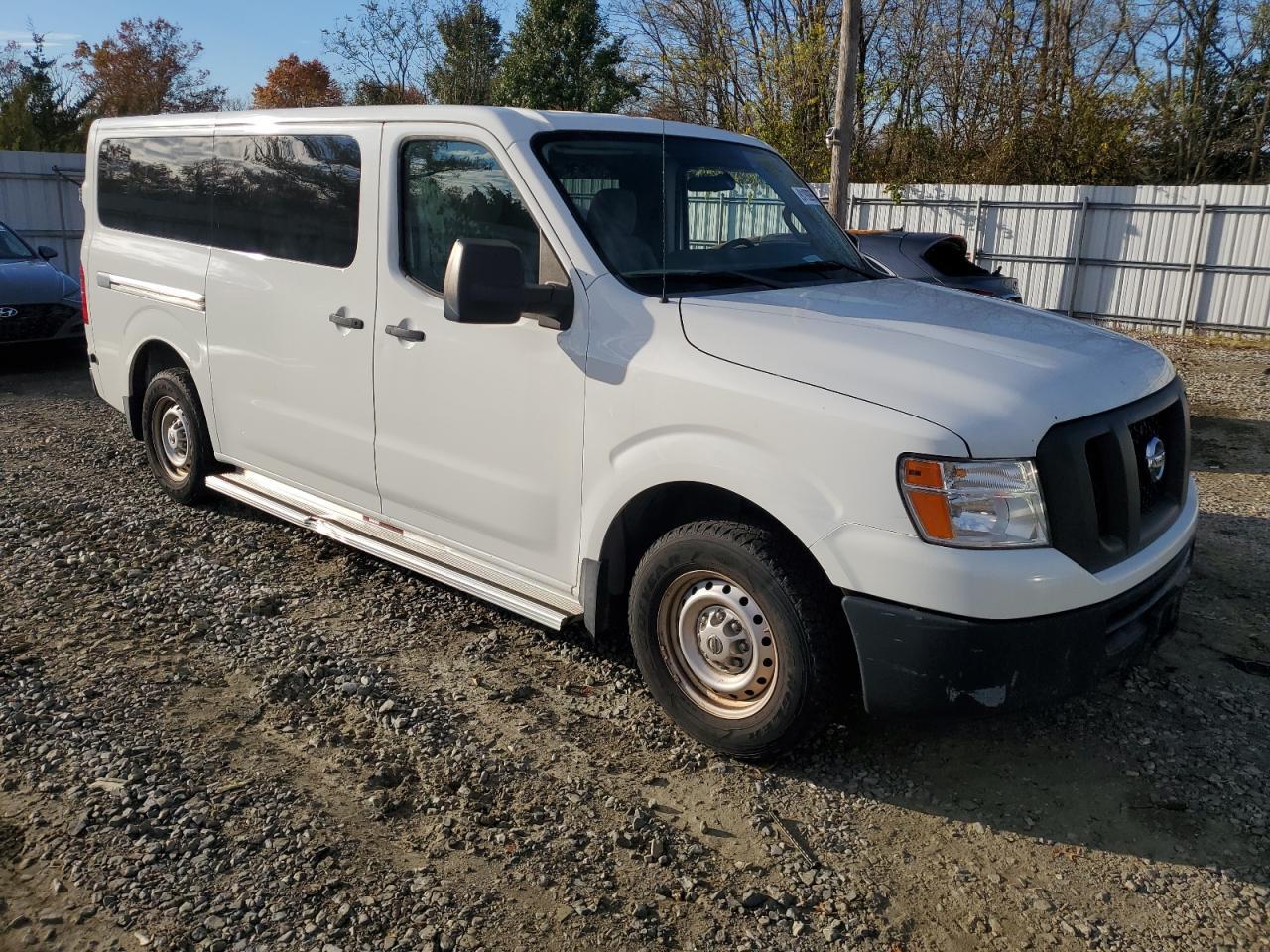 2014 NISSAN NV3500