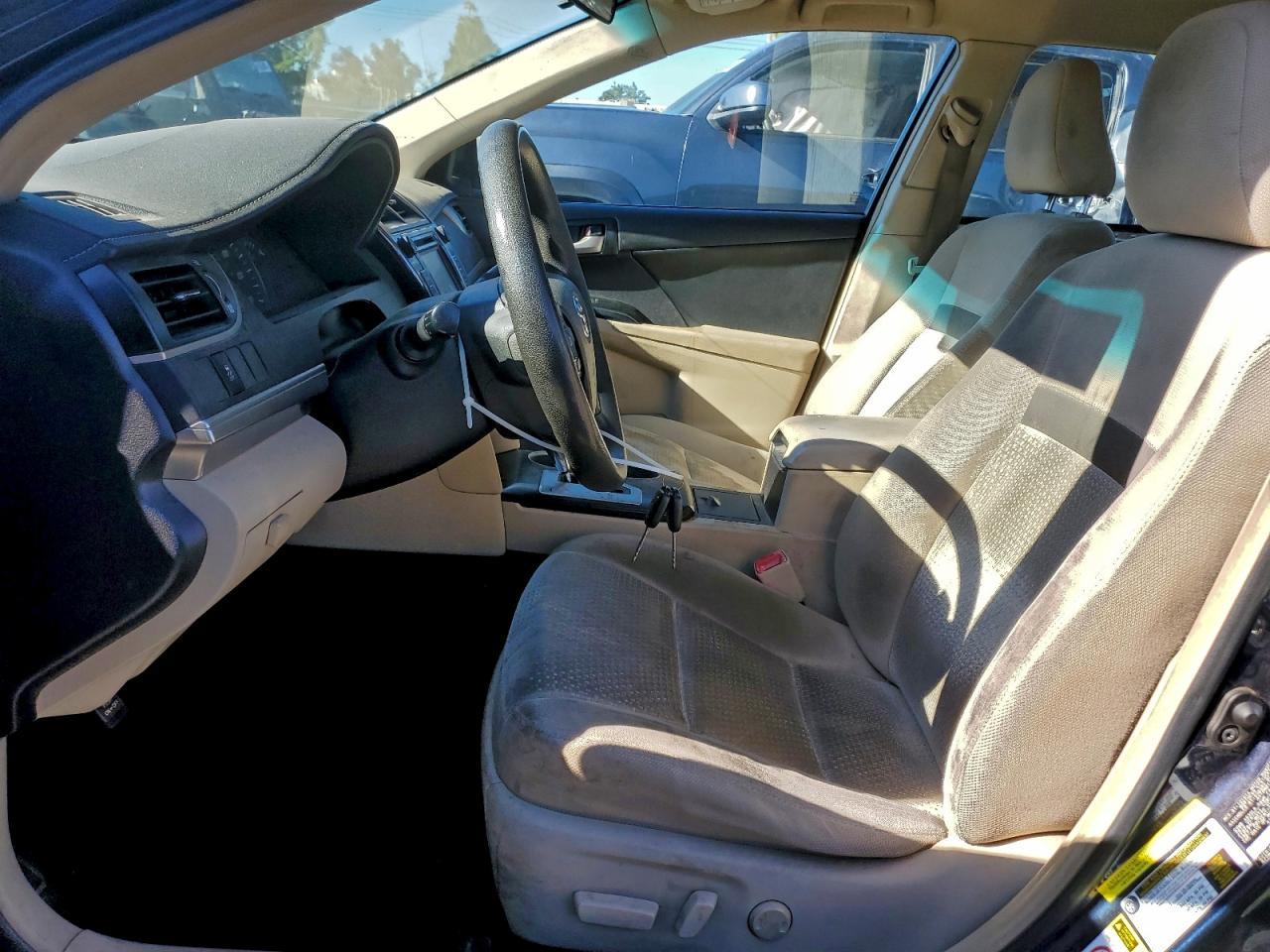 2014 TOYOTA CAMRY