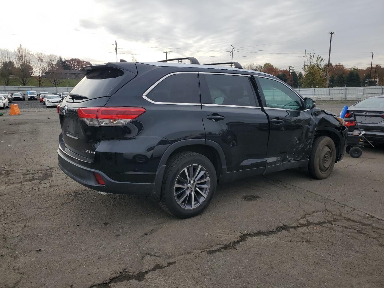 2019 TOYOTA HIGHLANDER