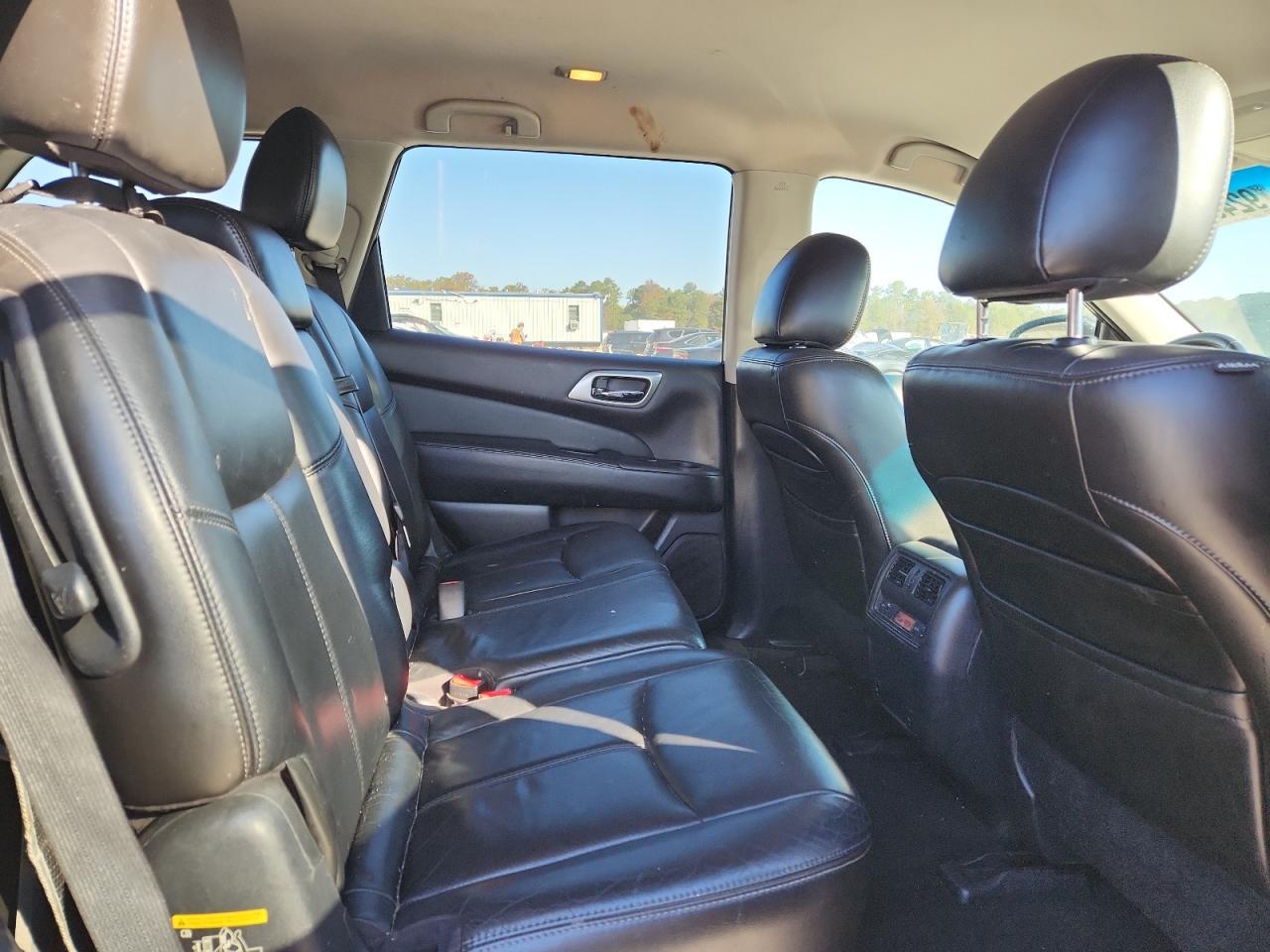 2013 NISSAN PATHFINDER
