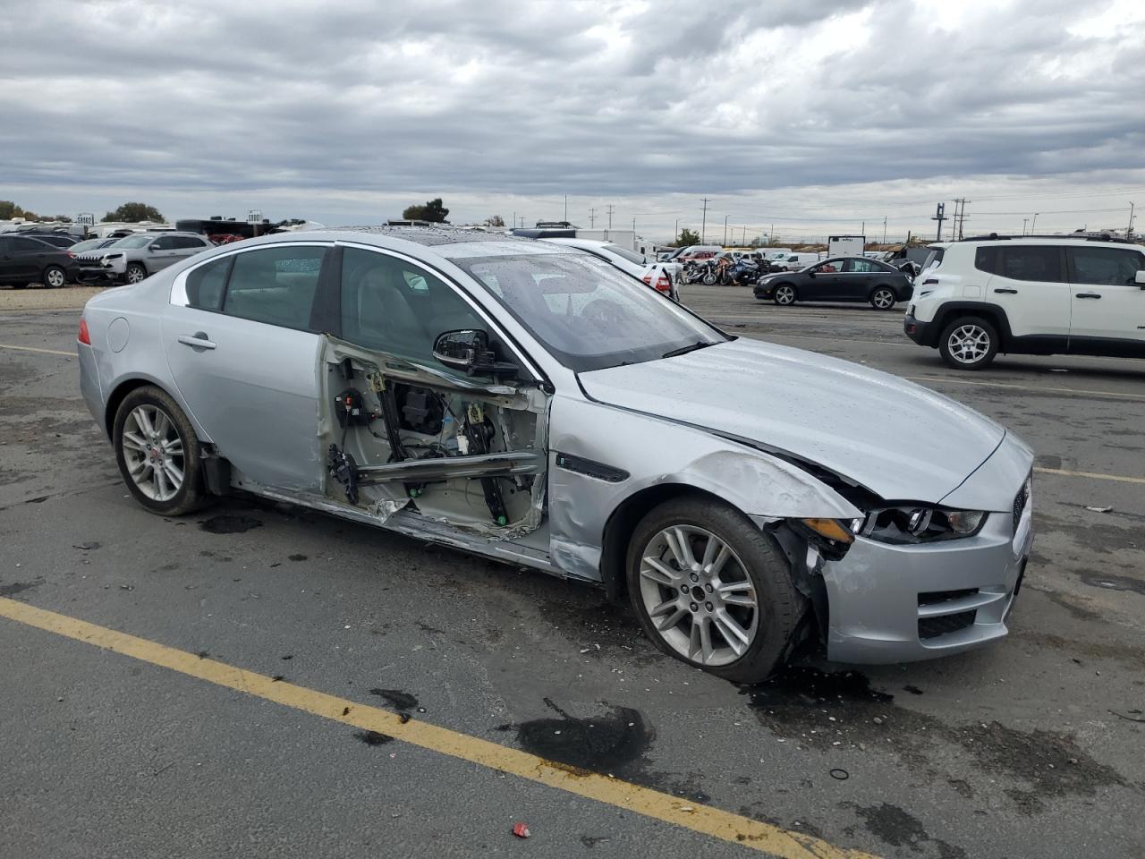 2017 JAGUAR XE