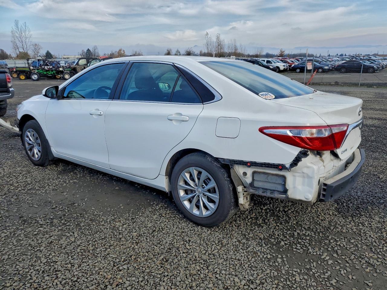 2017 TOYOTA CAMRY