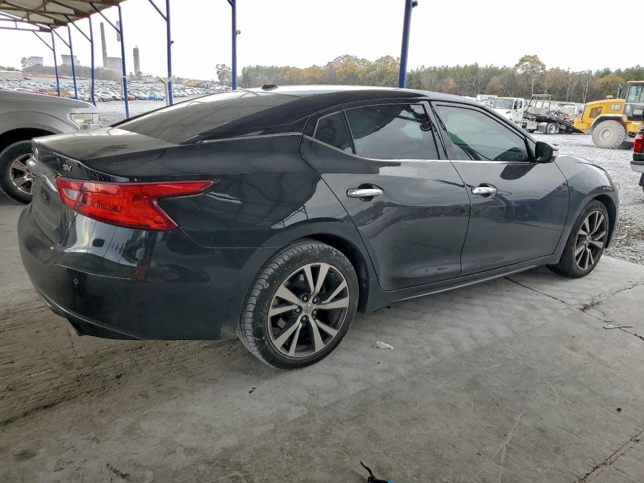 2017 NISSAN Maxima