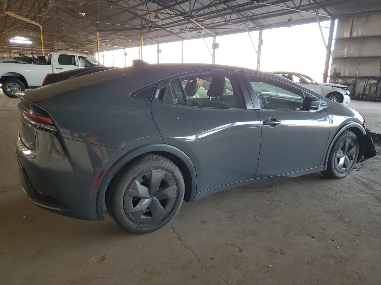 2024 TOYOTA PRIUS