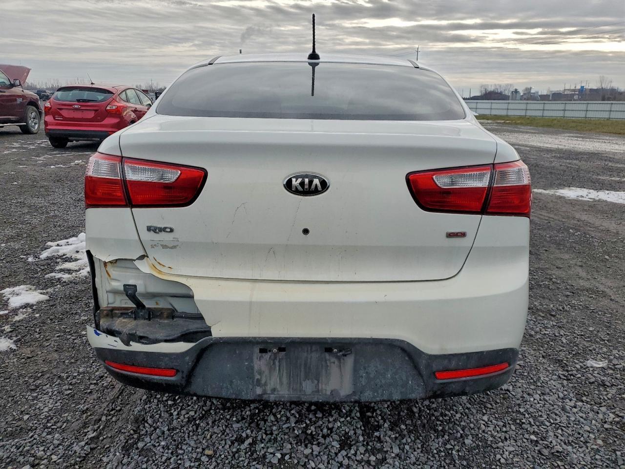 2013 KIA RIO