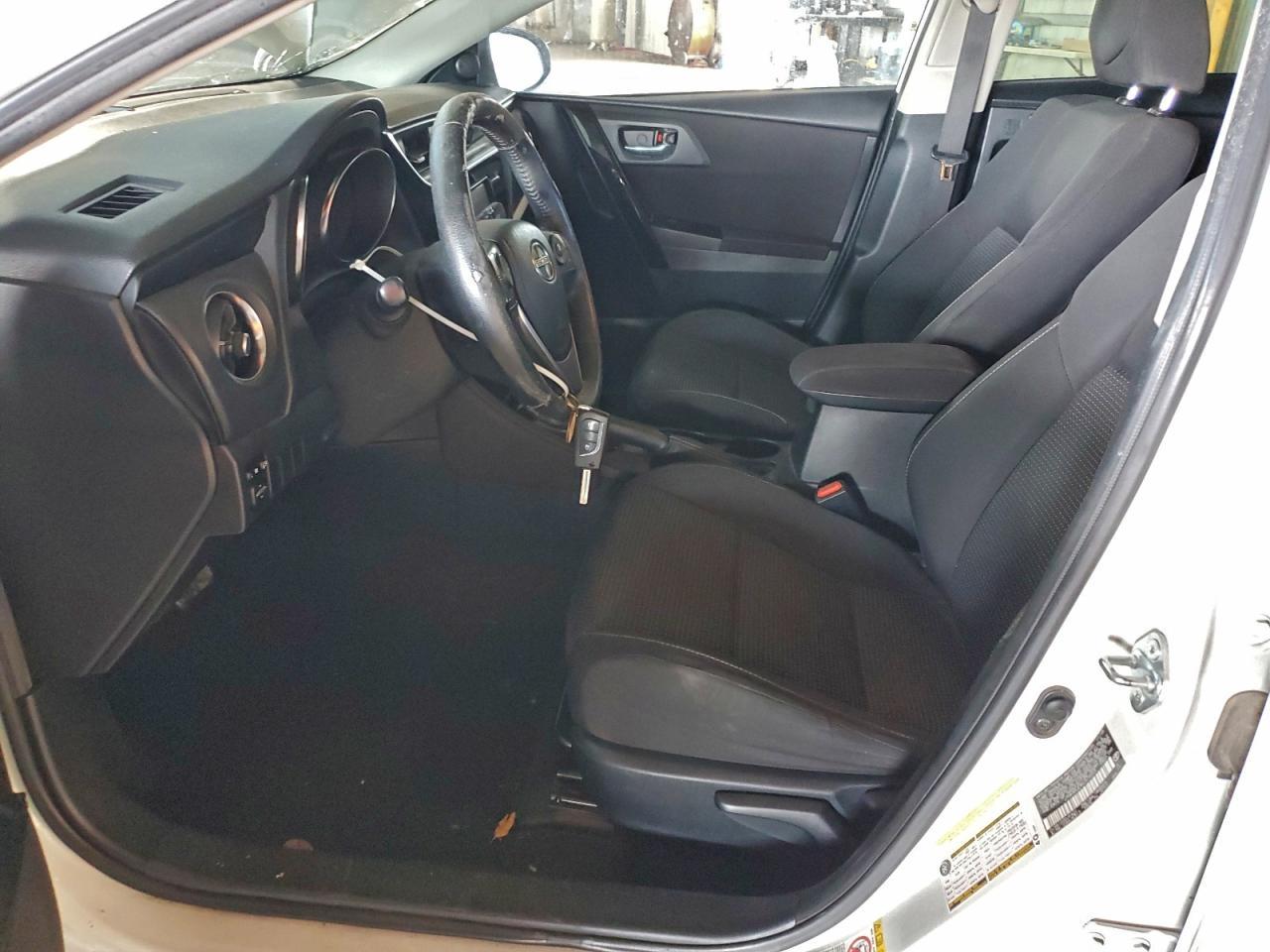 2016 TOYOTA SCION