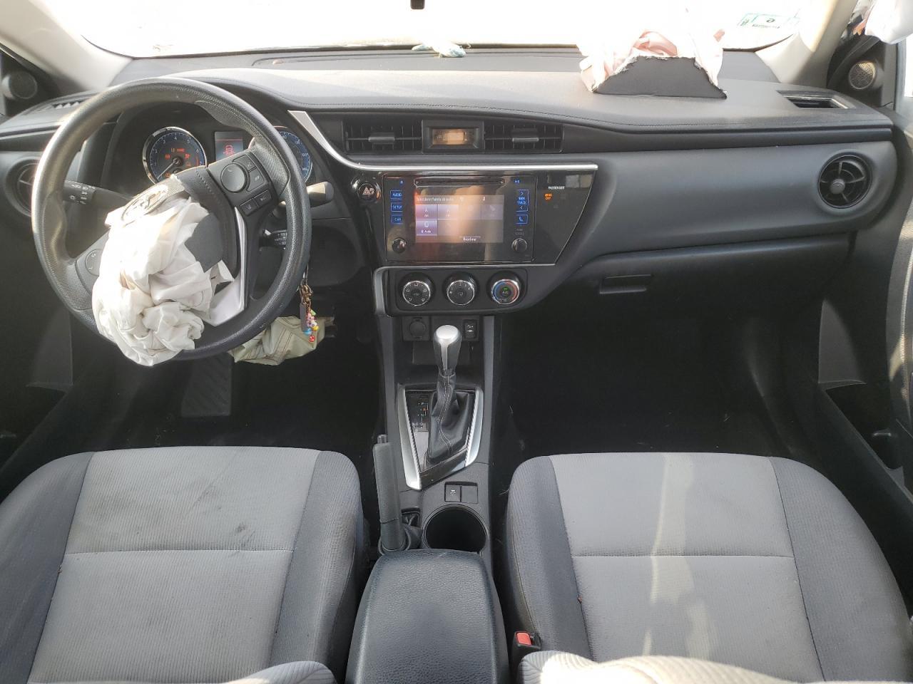 2017 TOYOTA COROLLA