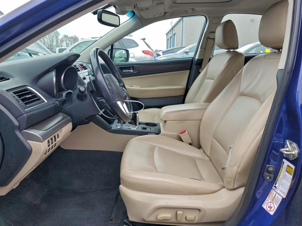 2015 SUBARU Legacy