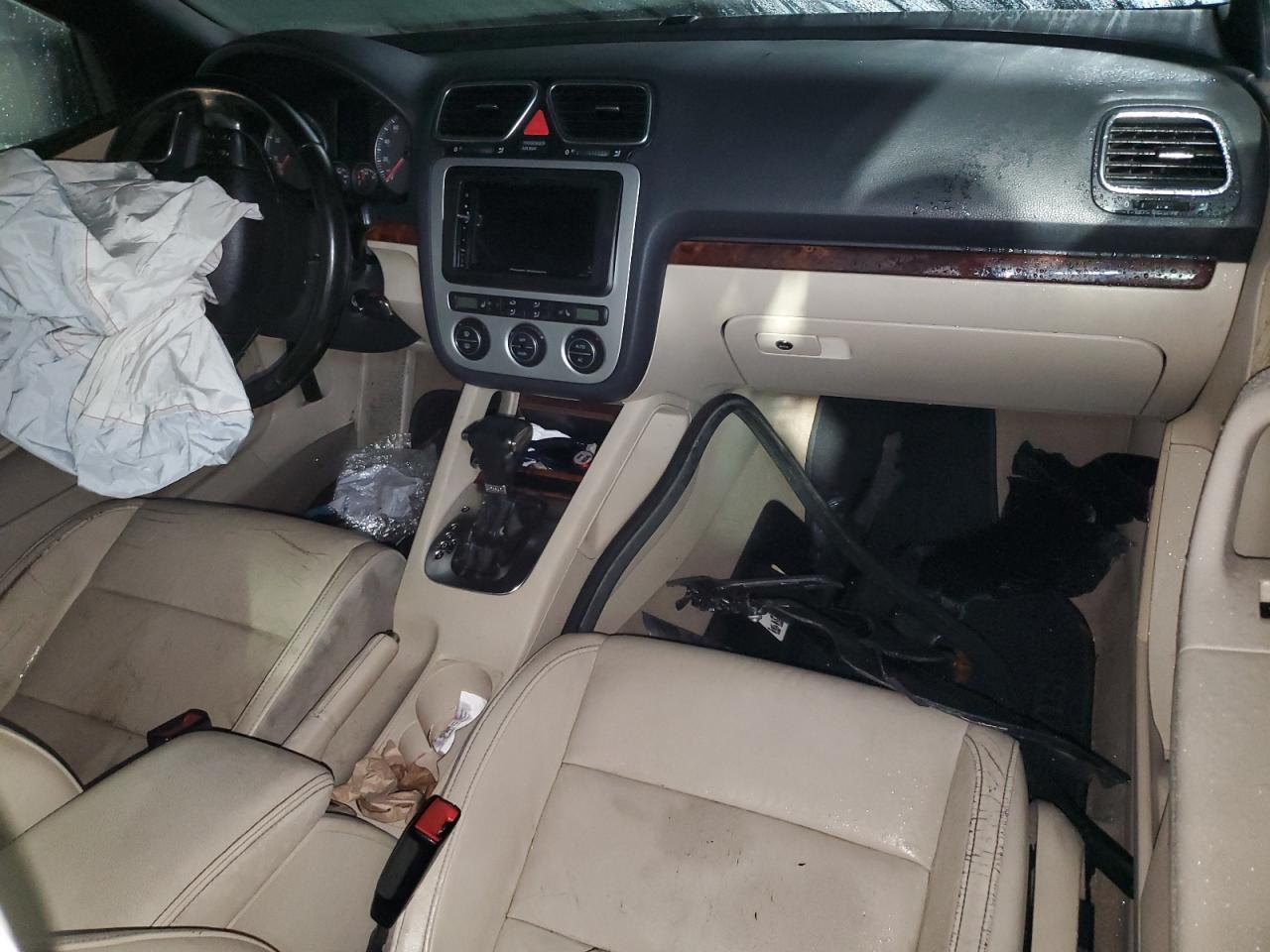 2009 VOLKSWAGEN EOS