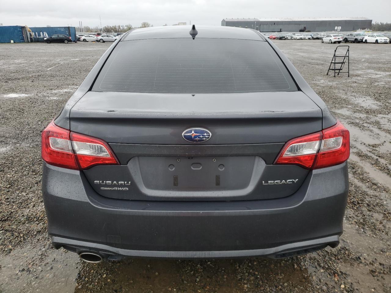 2018 SUBARU Legacy