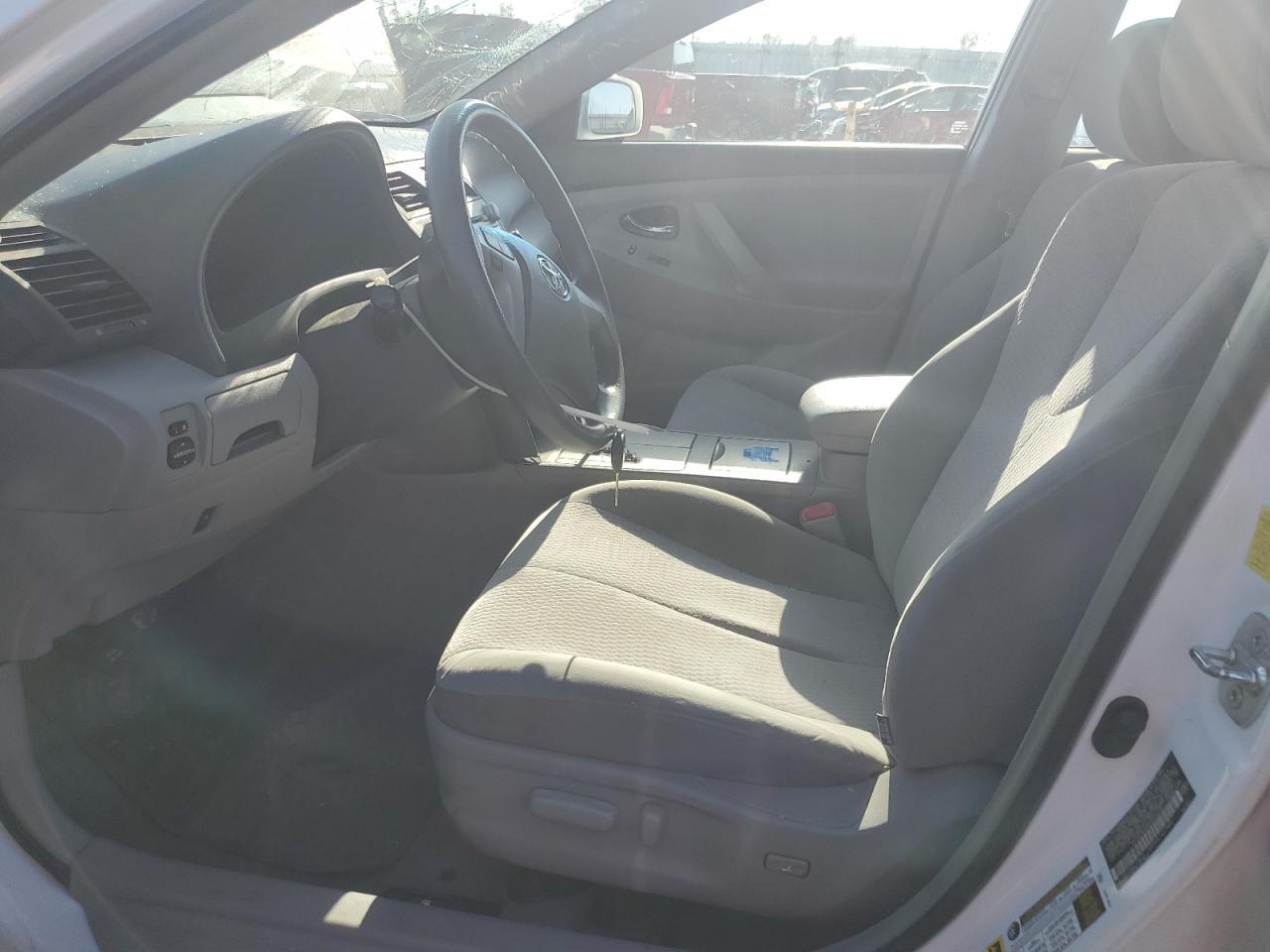 2011 TOYOTA CAMRY