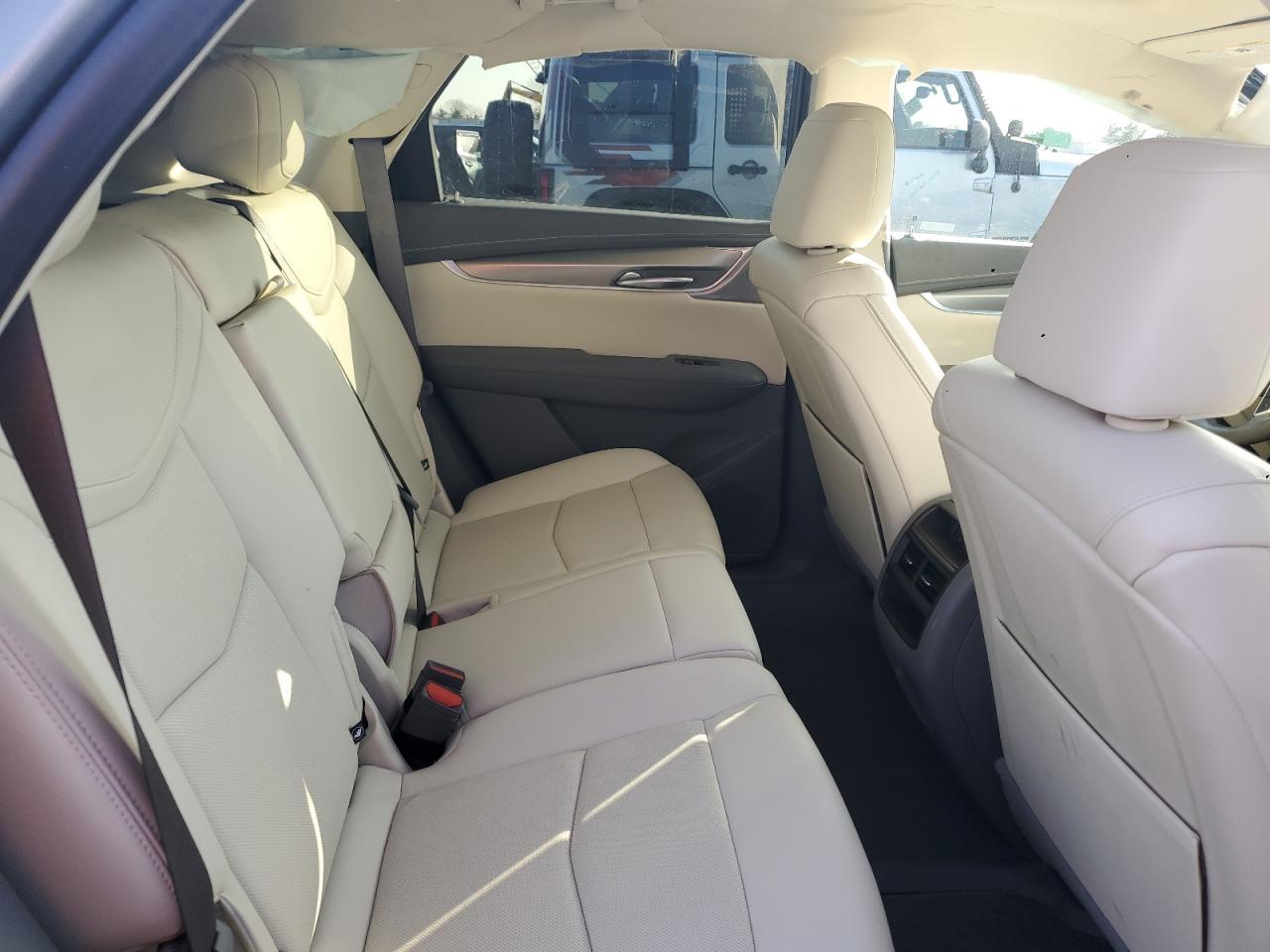 2023 CADILLAC XT5