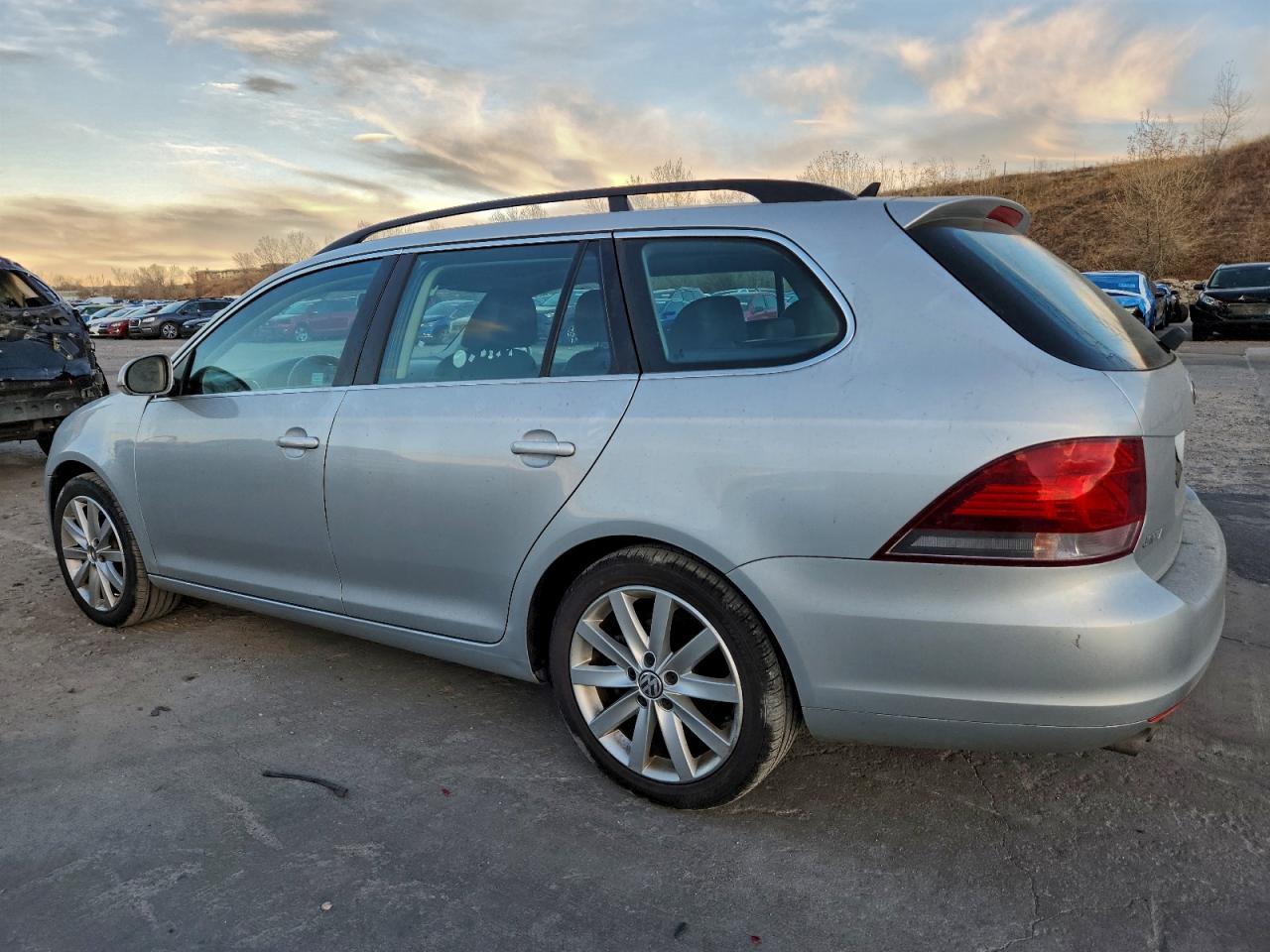 2014 VOLKSWAGEN JETTA