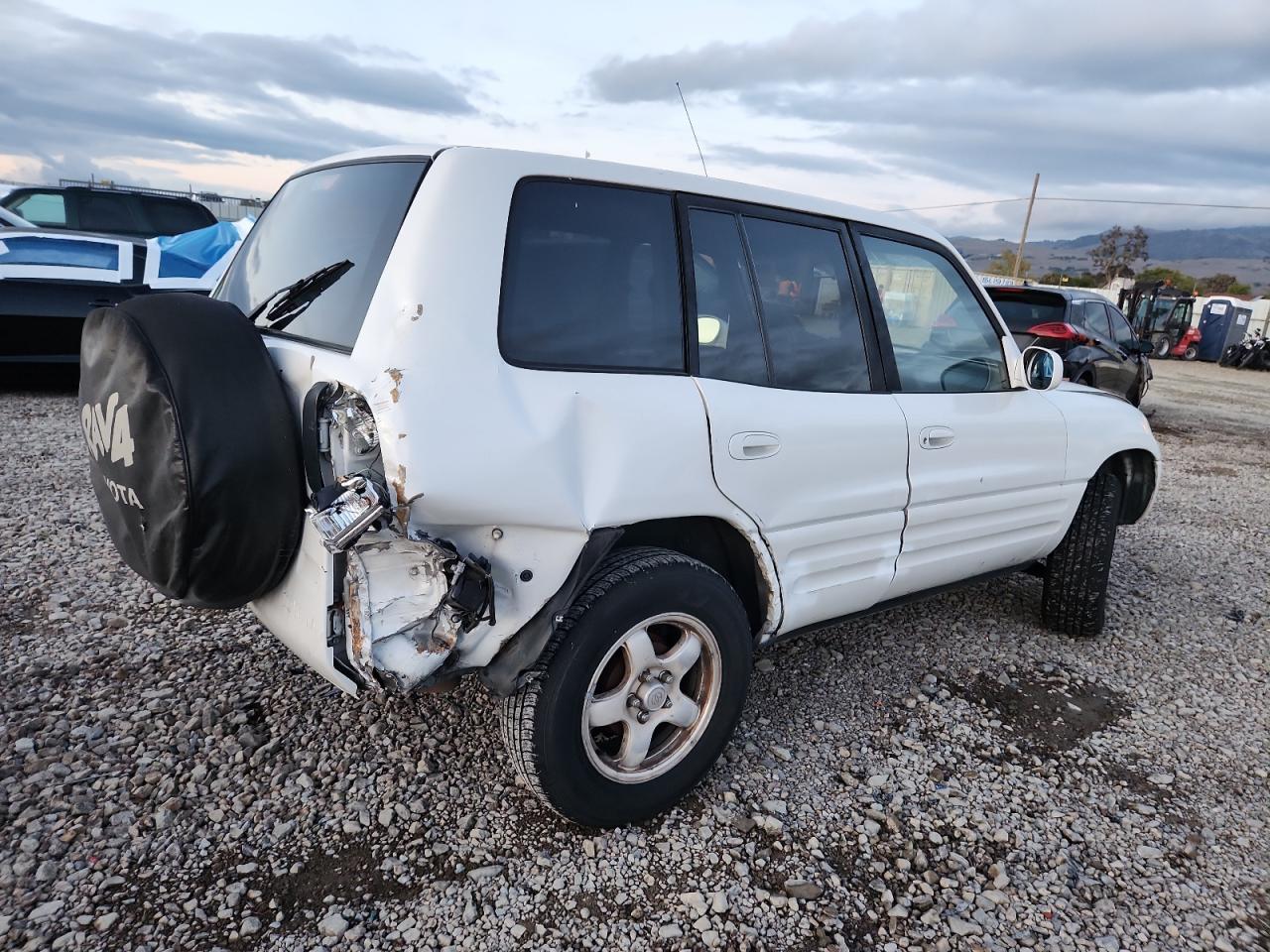 1999 TOYOTA RAV4