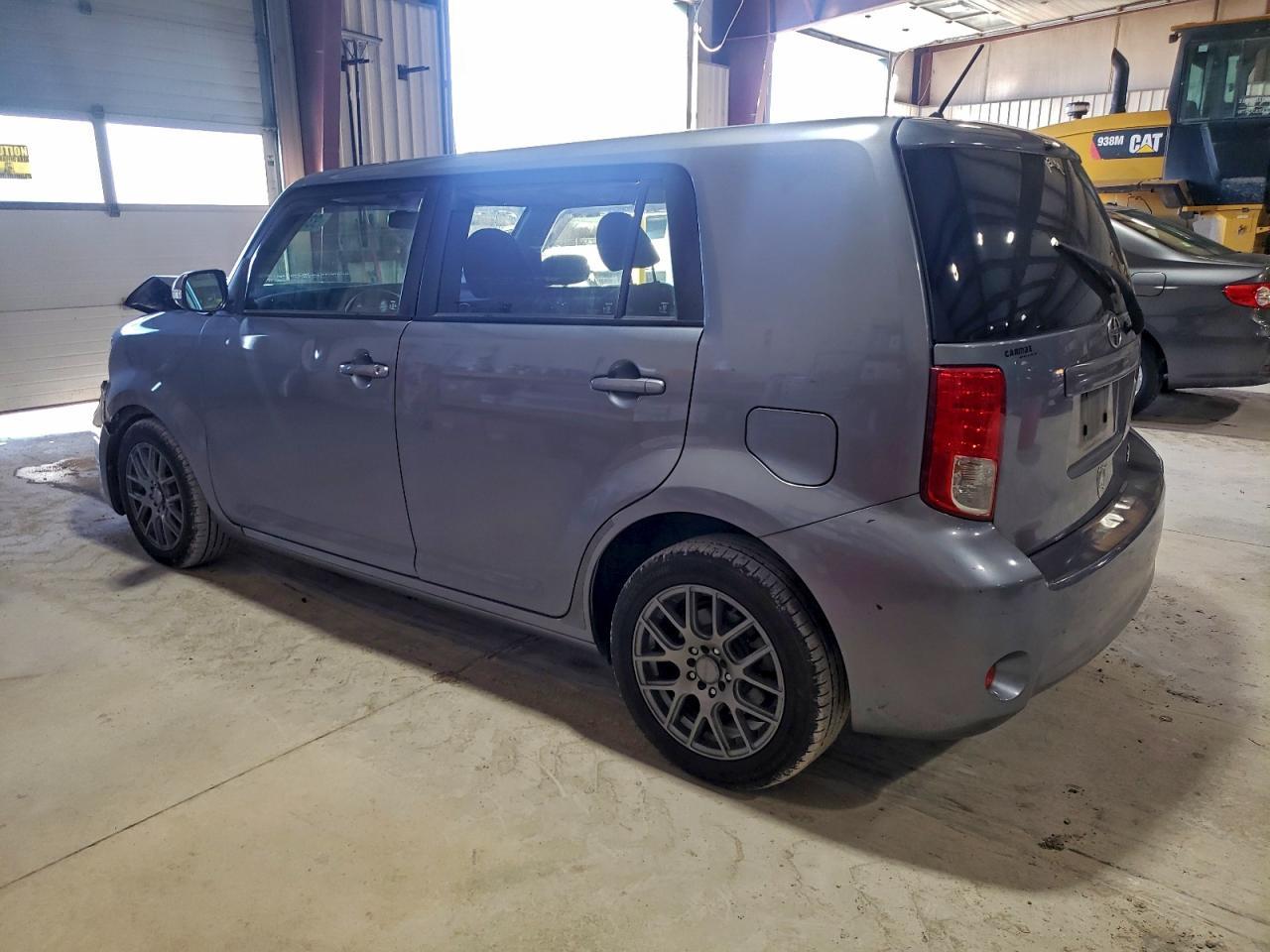 2012 TOYOTA SCION