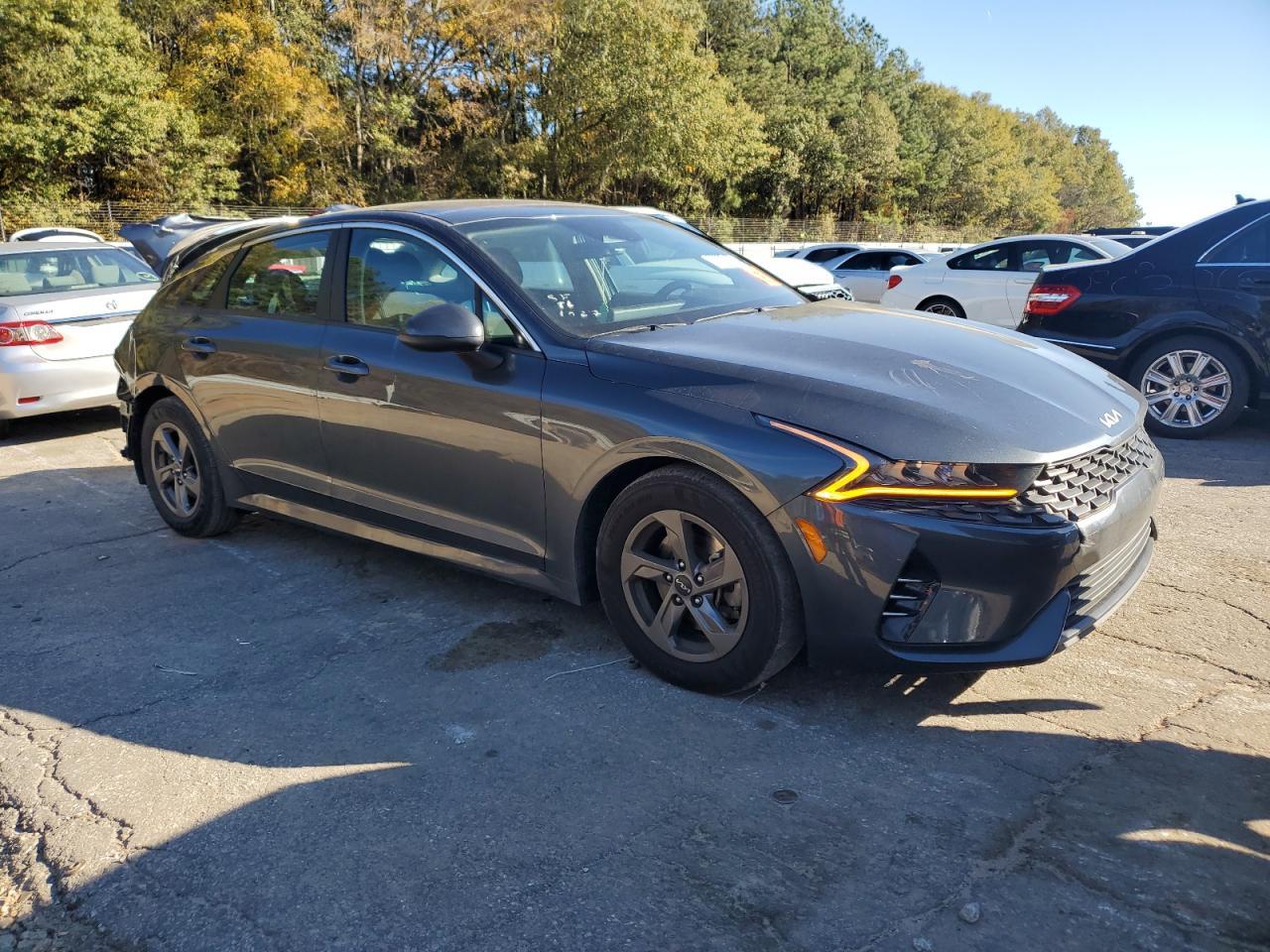 2022 KIA K5