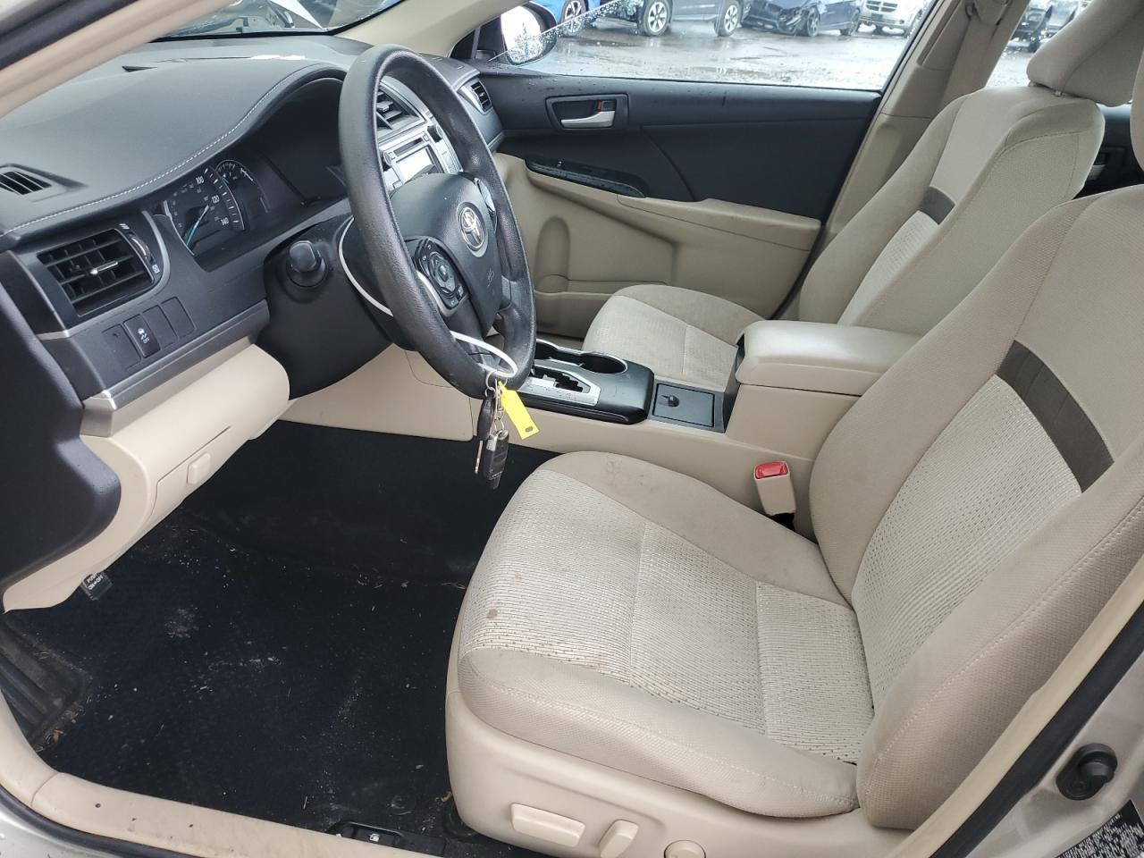 2014 TOYOTA CAMRY