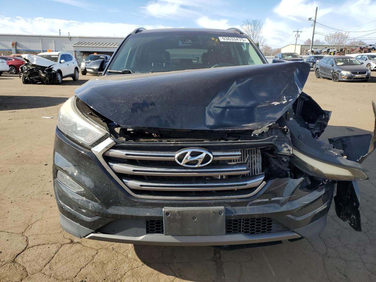 2016 HYUNDAI TUCSON