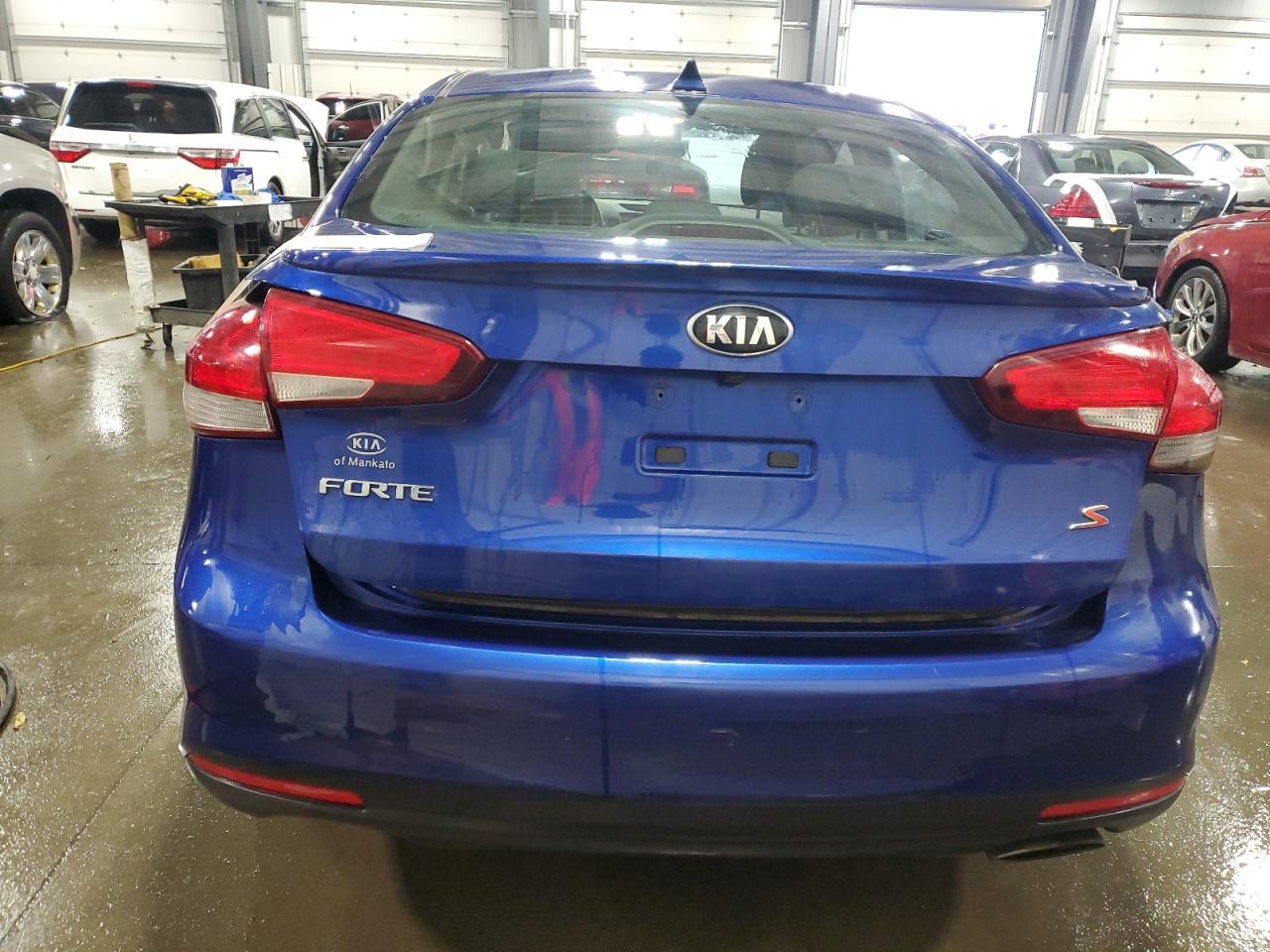 2017 KIA FORTE
