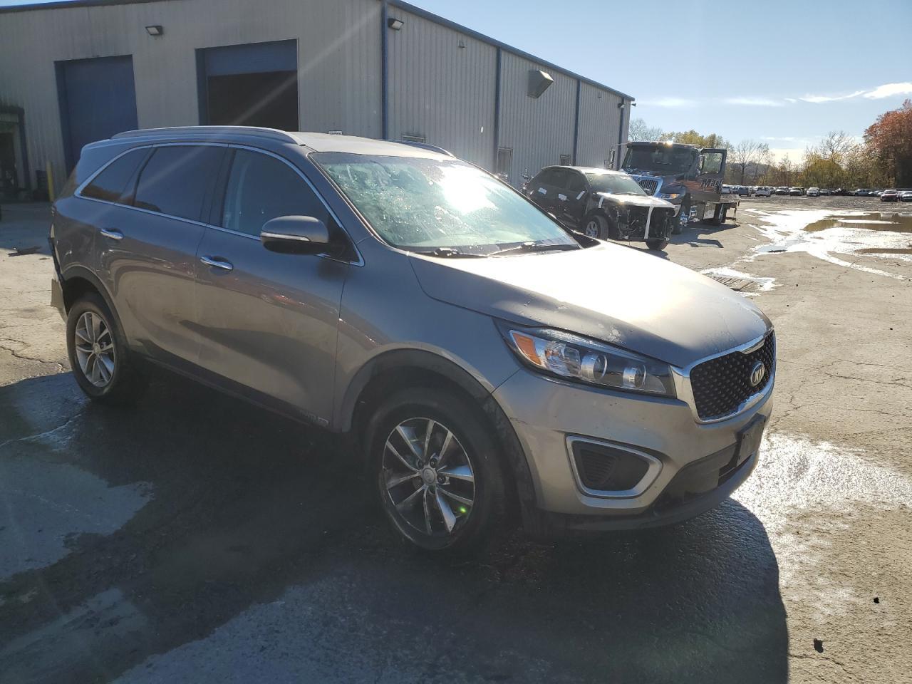 2017 KIA SORENTO