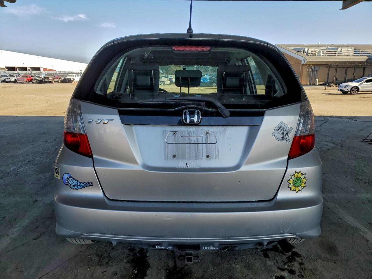 2011 HONDA FIT