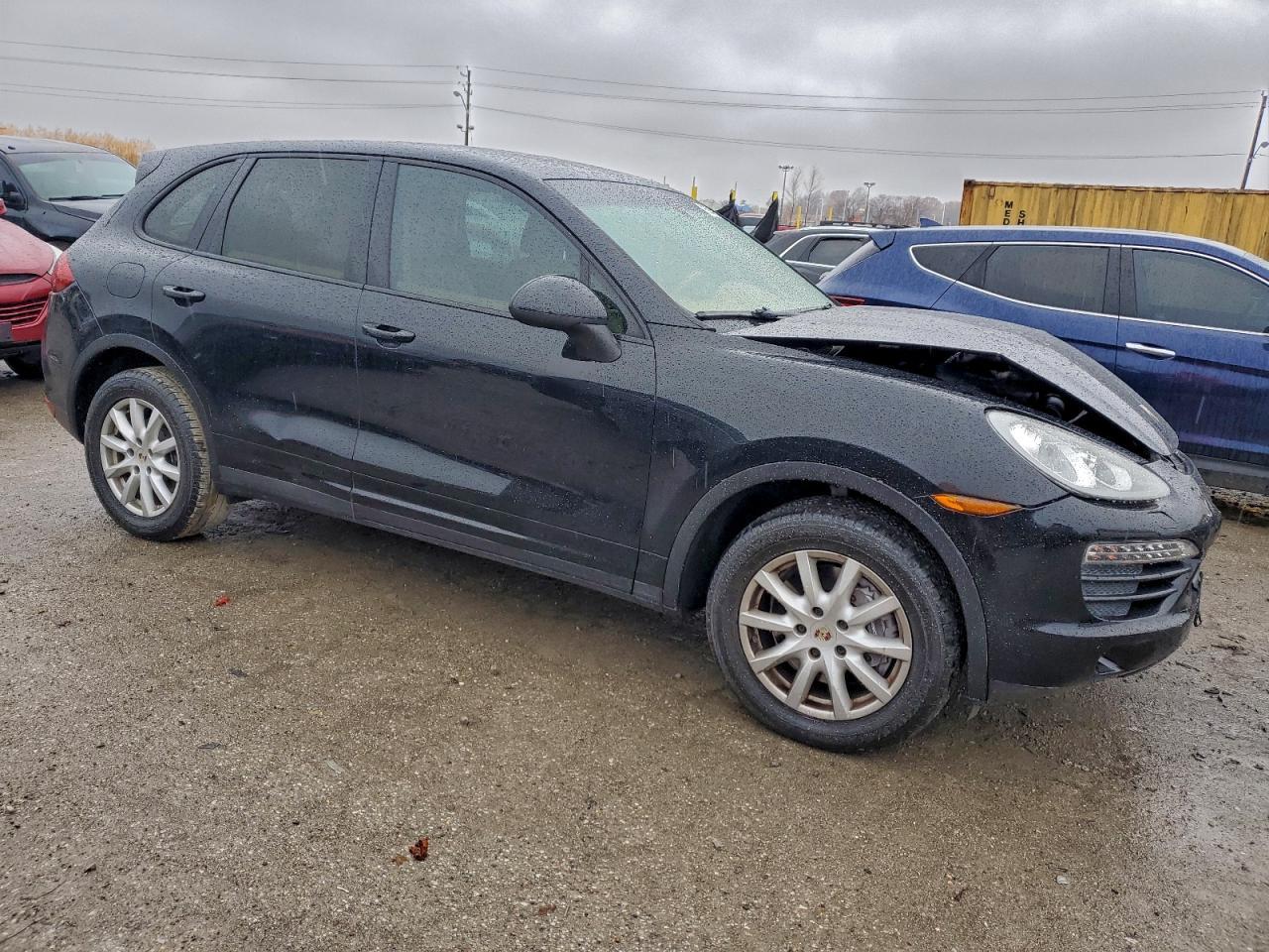 2012 PORSCHE CAYENNE