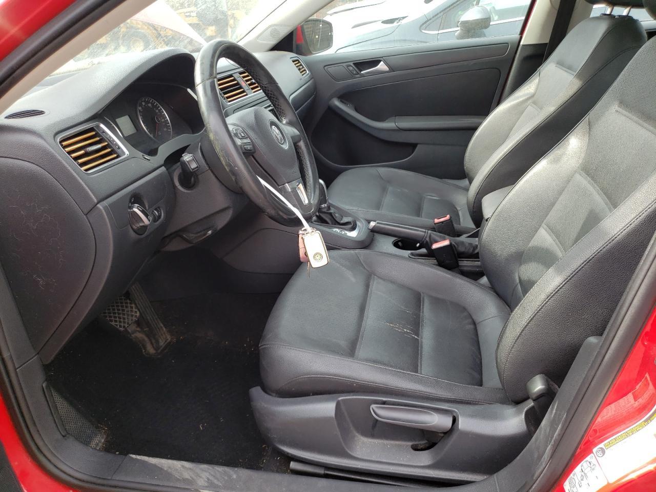2012 VOLKSWAGEN JETTA