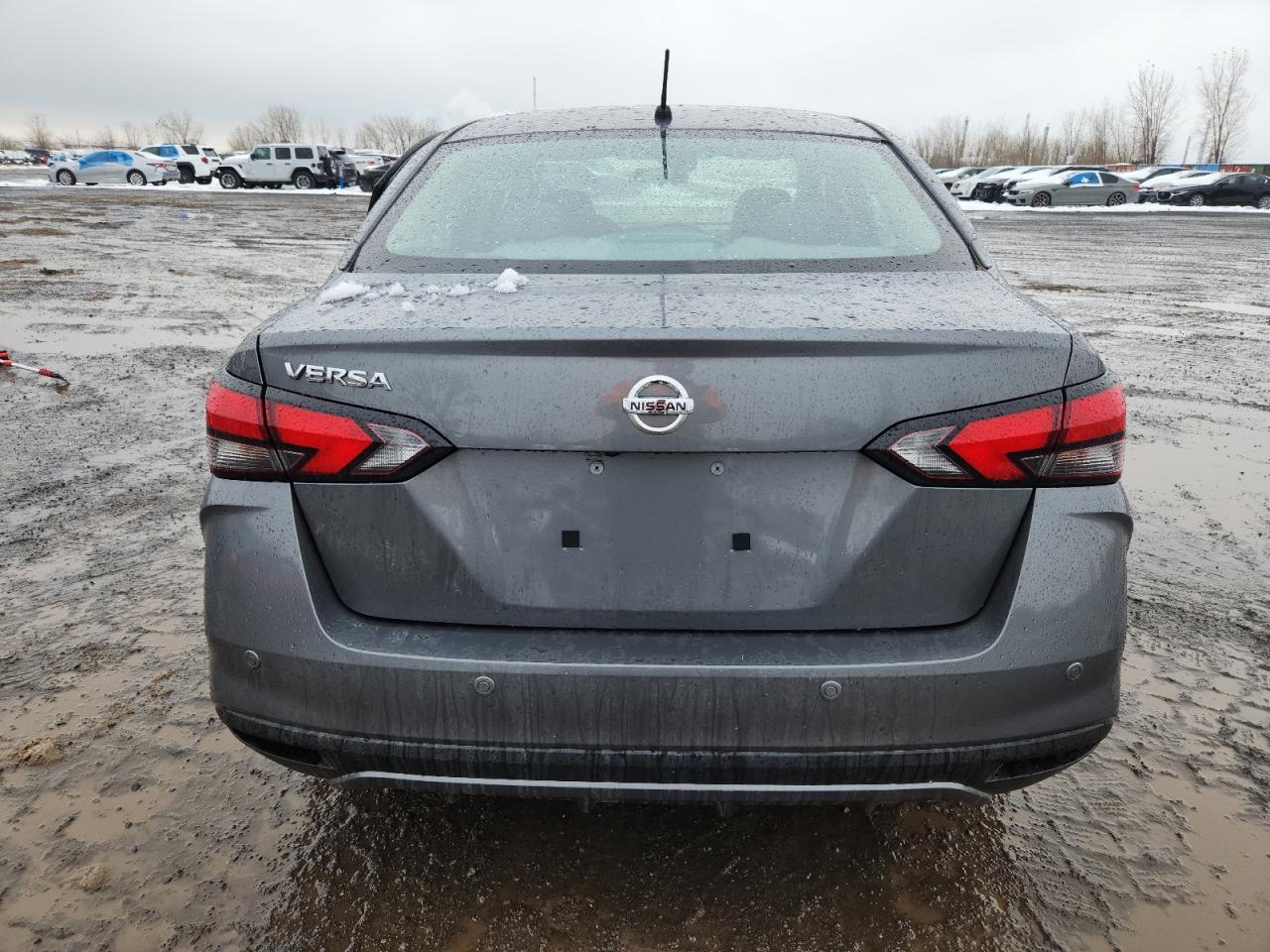 2021 NISSAN VERSA