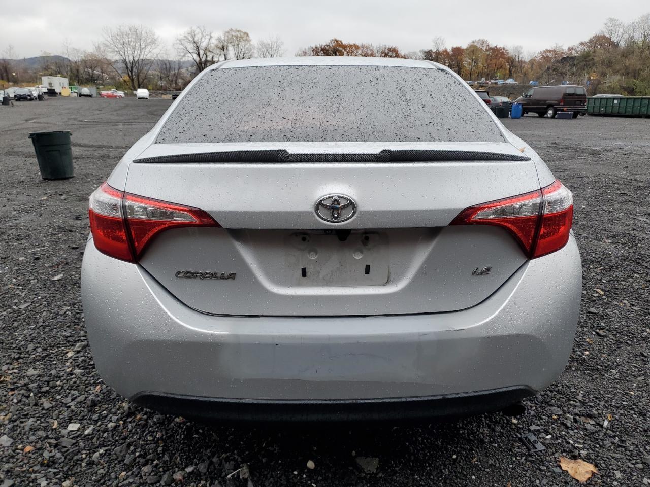 2015 TOYOTA COROLLA
