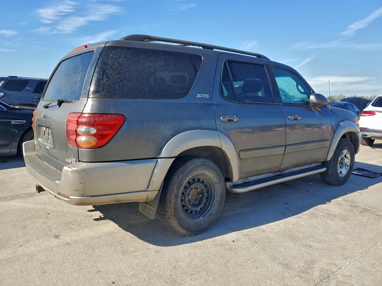 2004 TOYOTA Sequoia