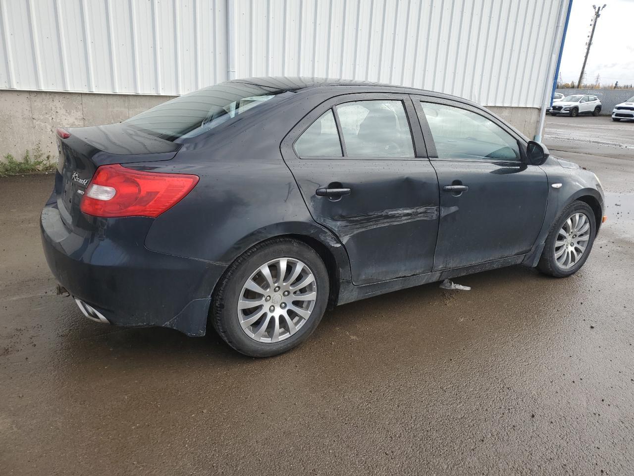 2012 SUZUKI Kizashi