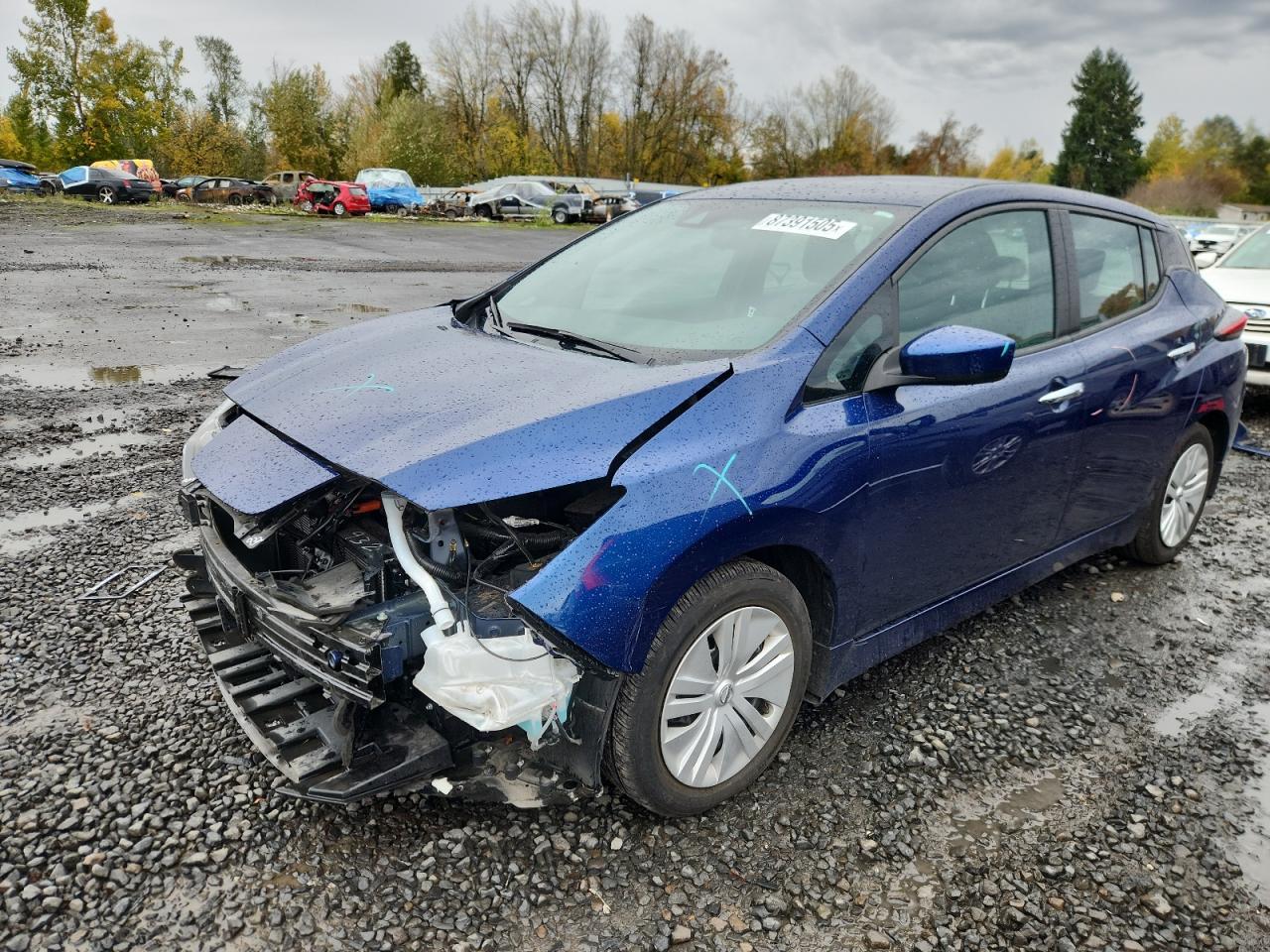 2022 NISSAN LEAF