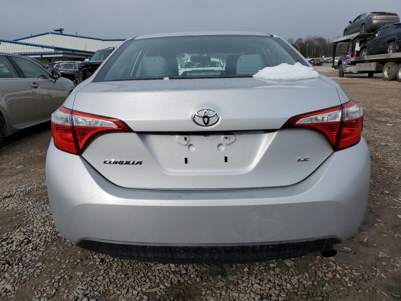 2015 TOYOTA COROLLA