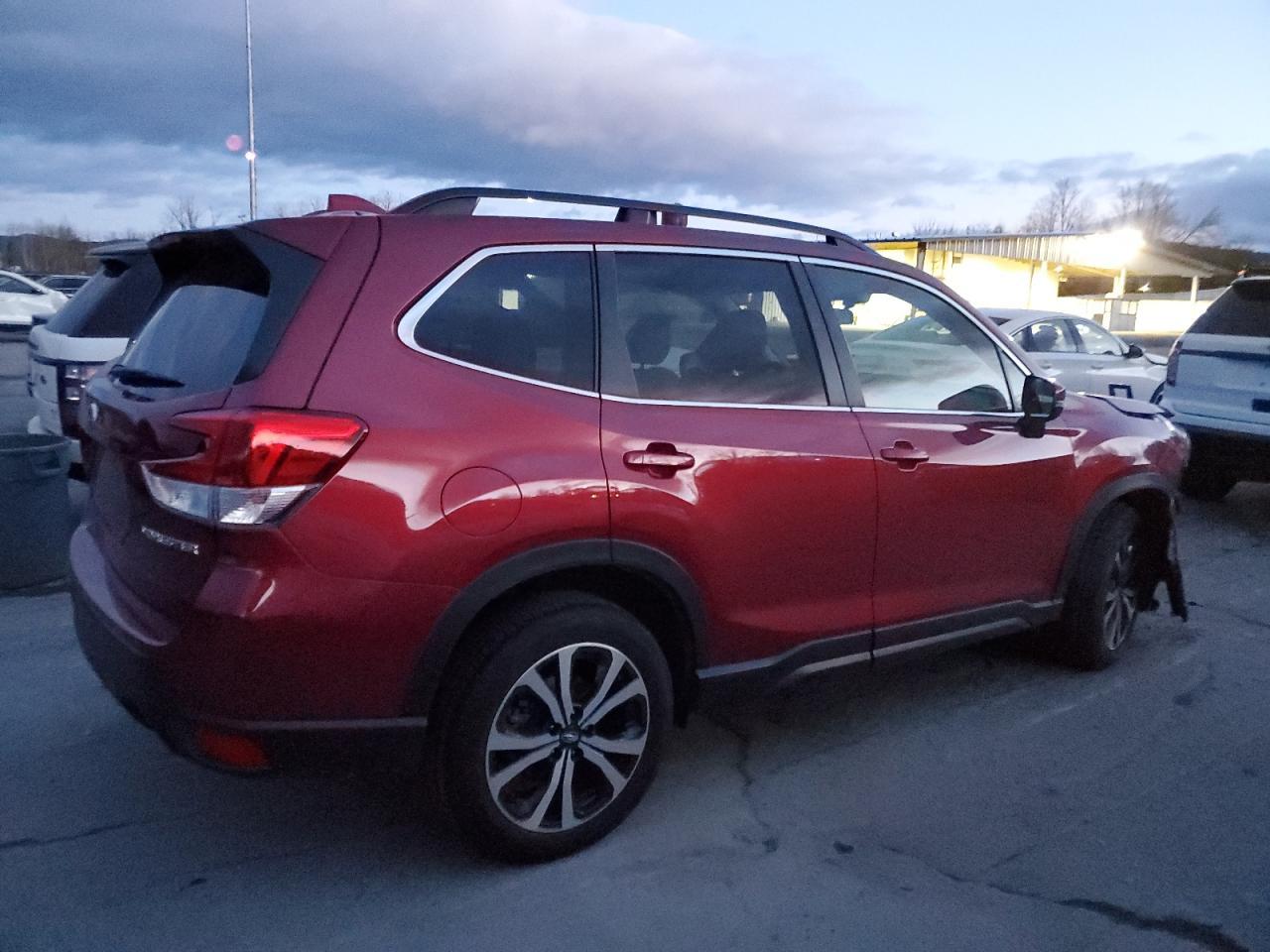 2019 SUBARU FORESTER