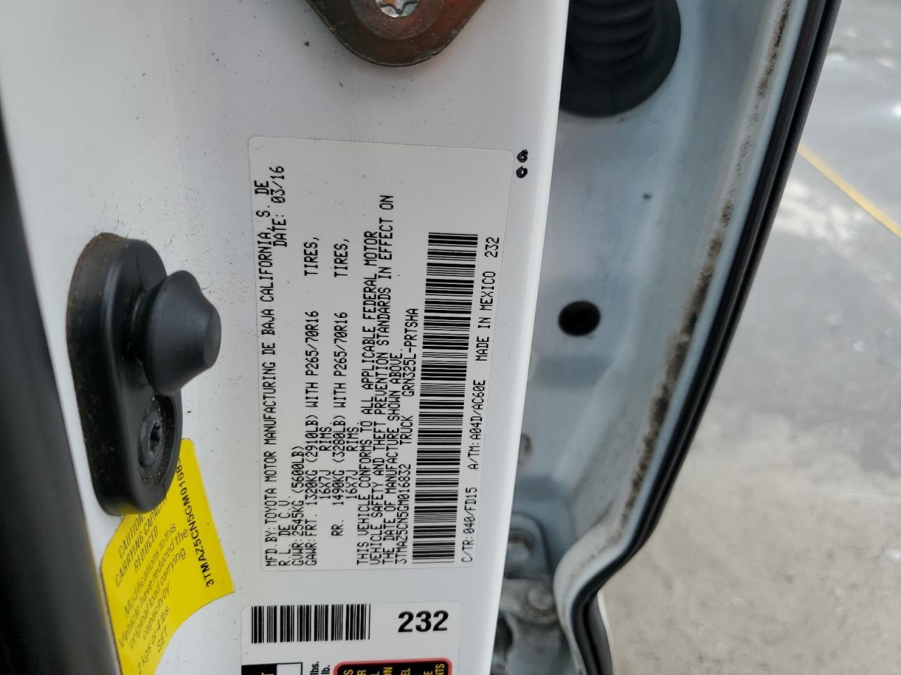 2016 TOYOTA TACOMA