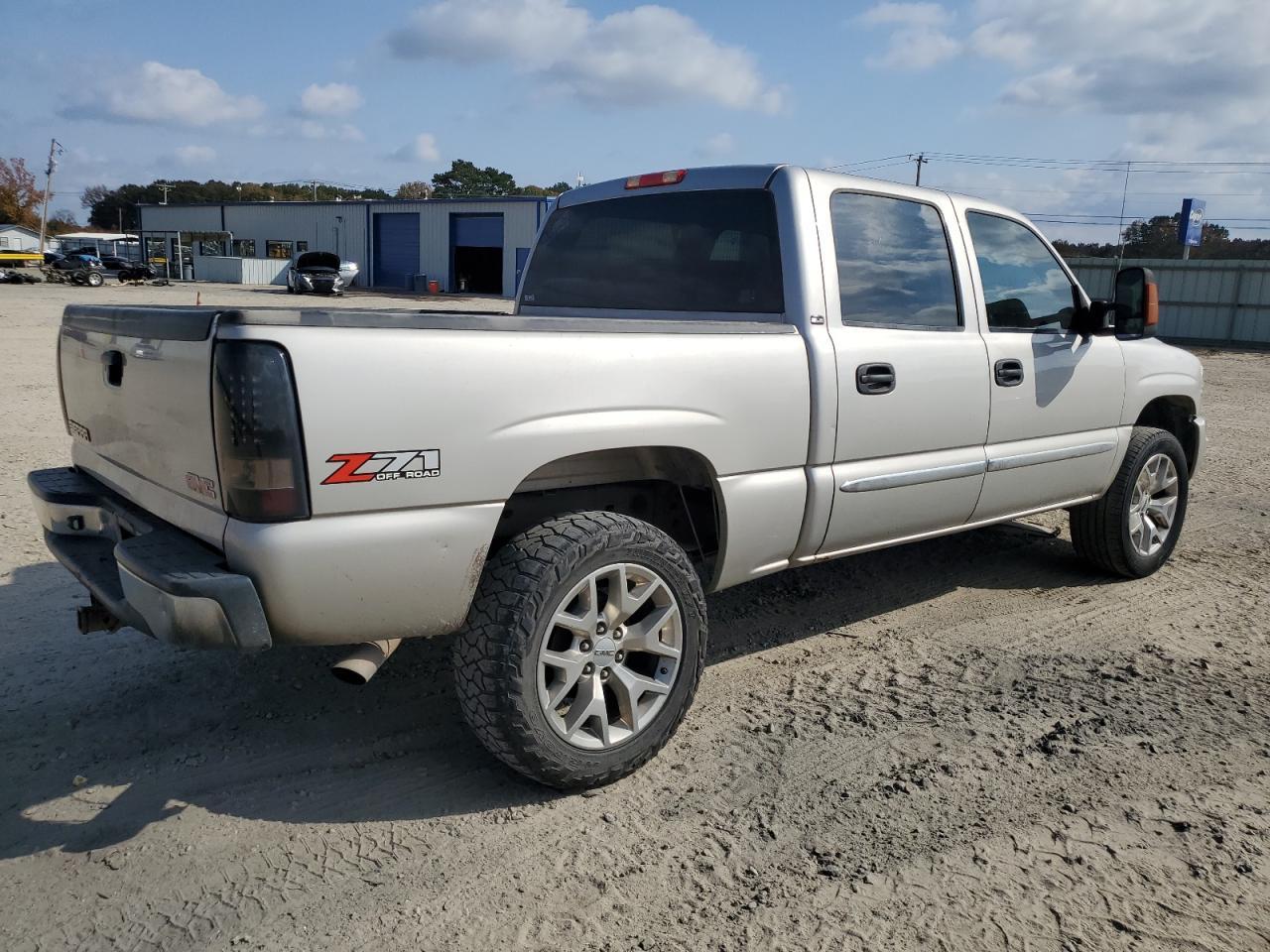 2005 GMC SIERRA 1500