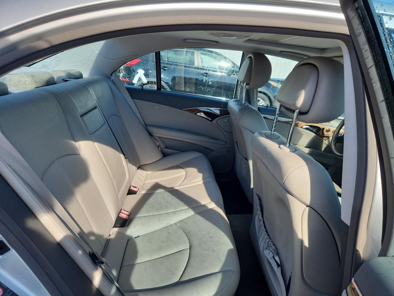 2008 MERCEDES-BENZ E-Class