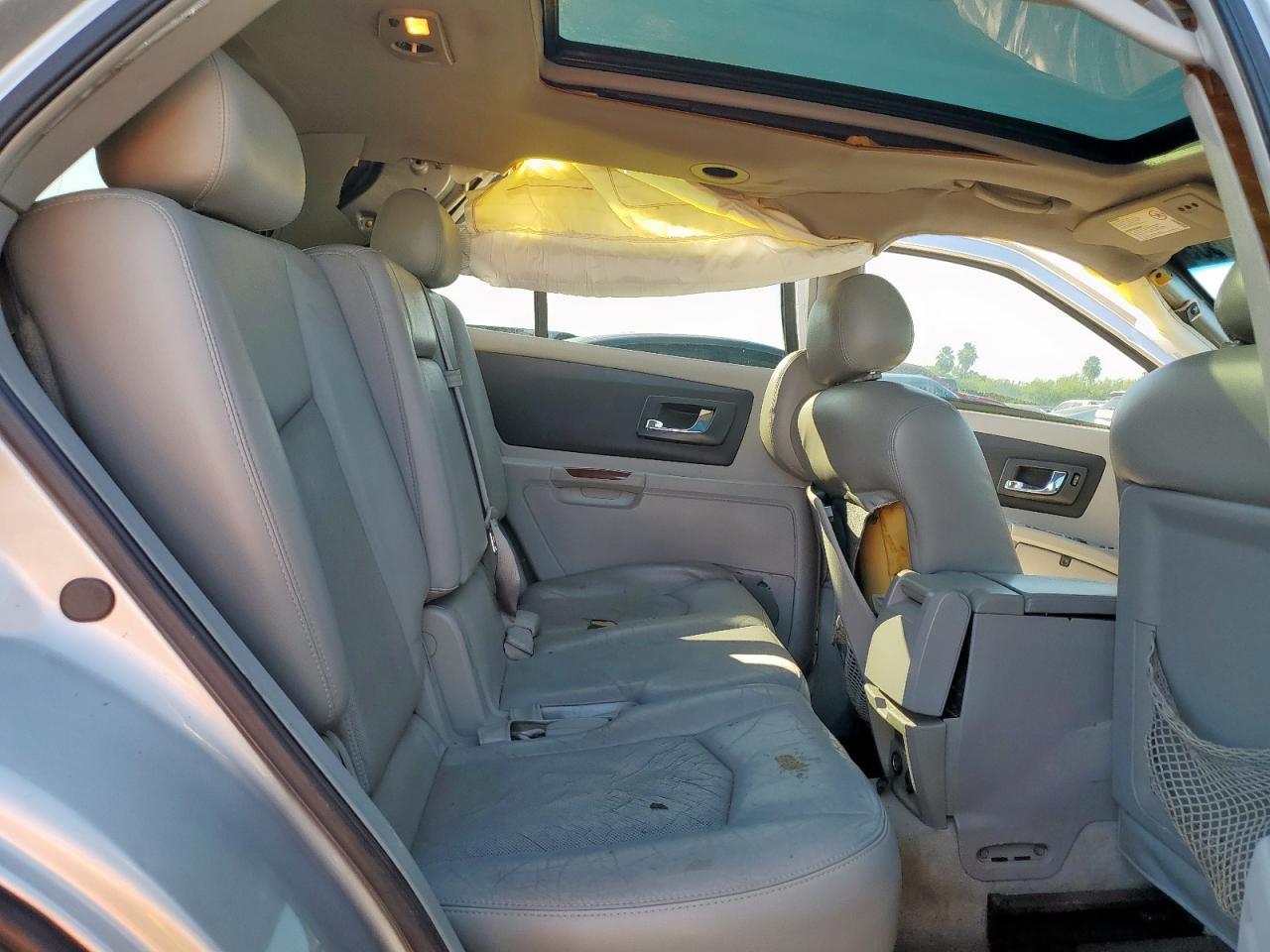 2005 CADILLAC SRX