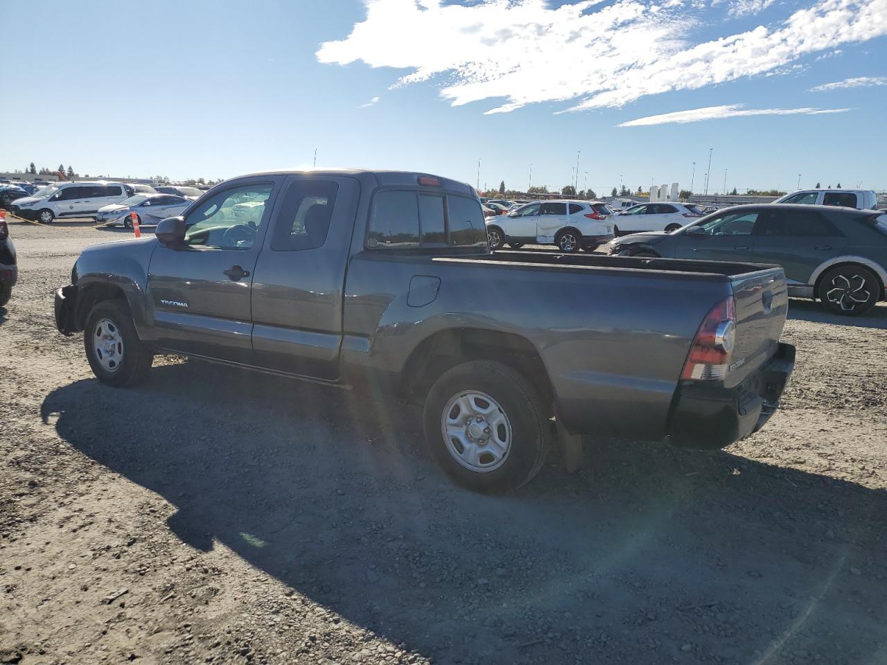 2011 TOYOTA TACOMA