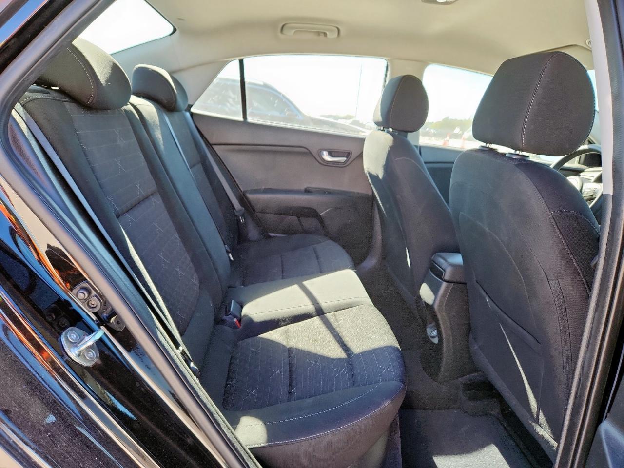 2023 KIA RIO