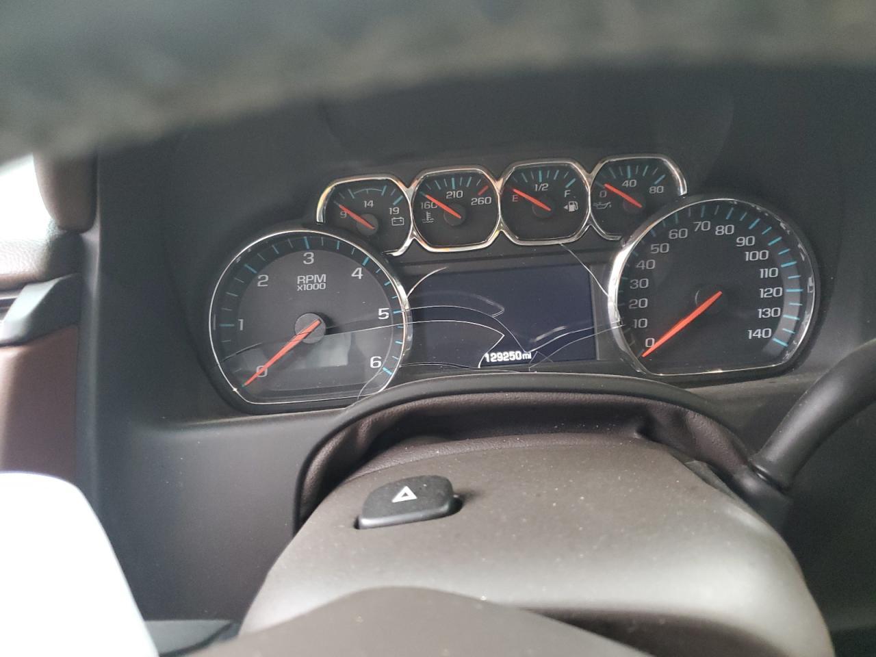 2018 CHEVROLET Suburban