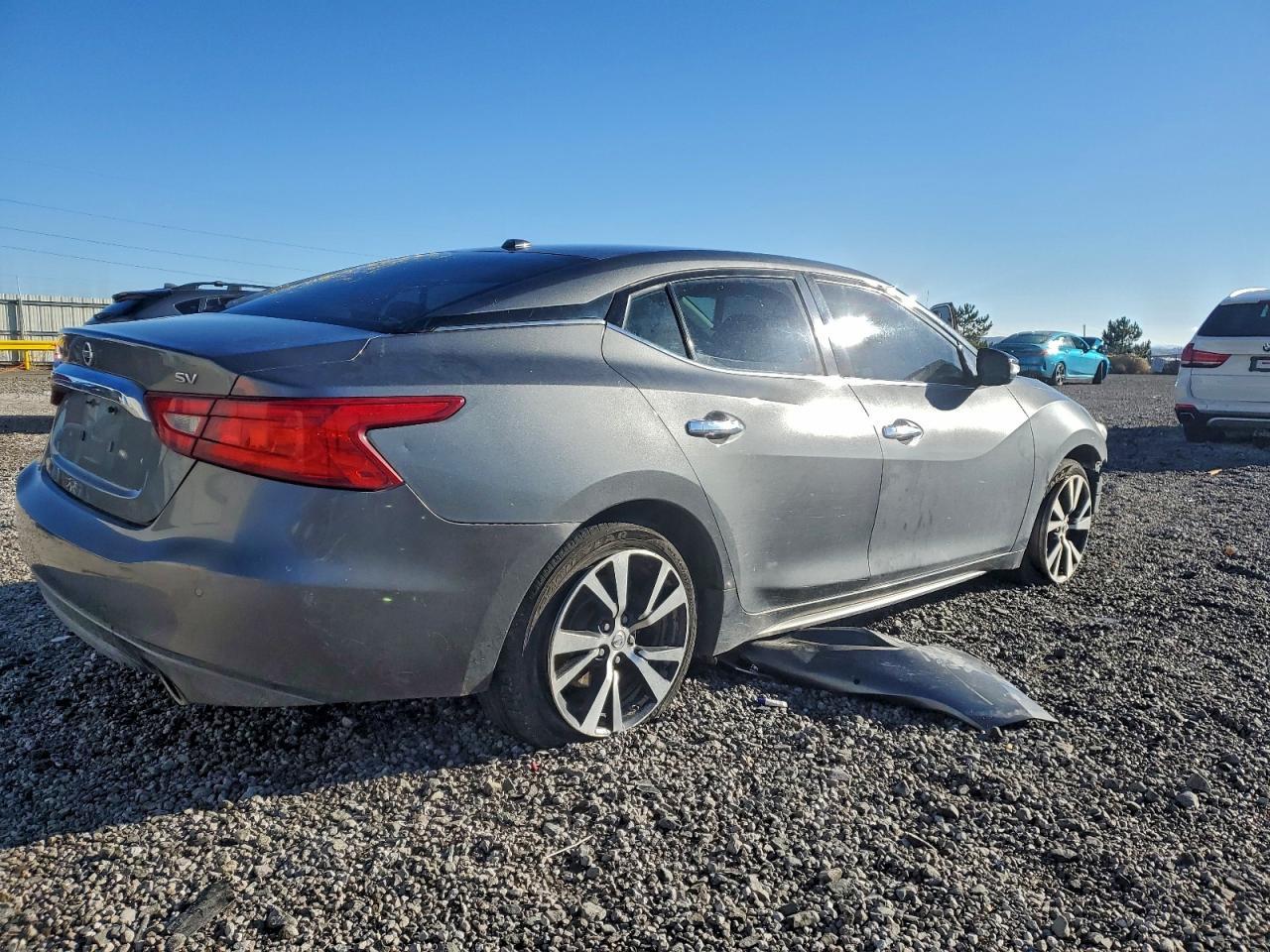 2017 NISSAN Maxima