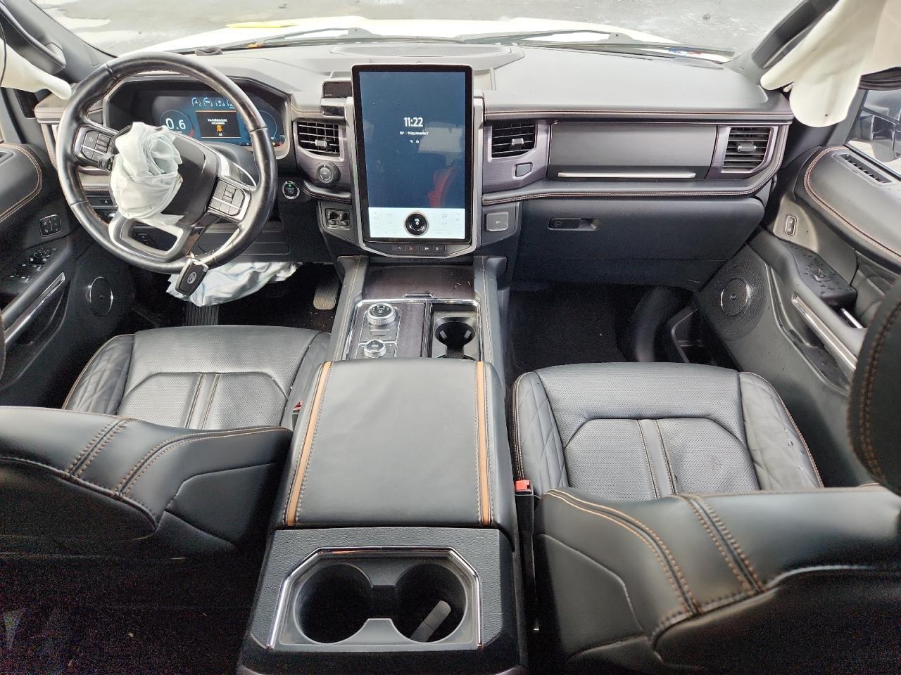 2022 FORD Expedition