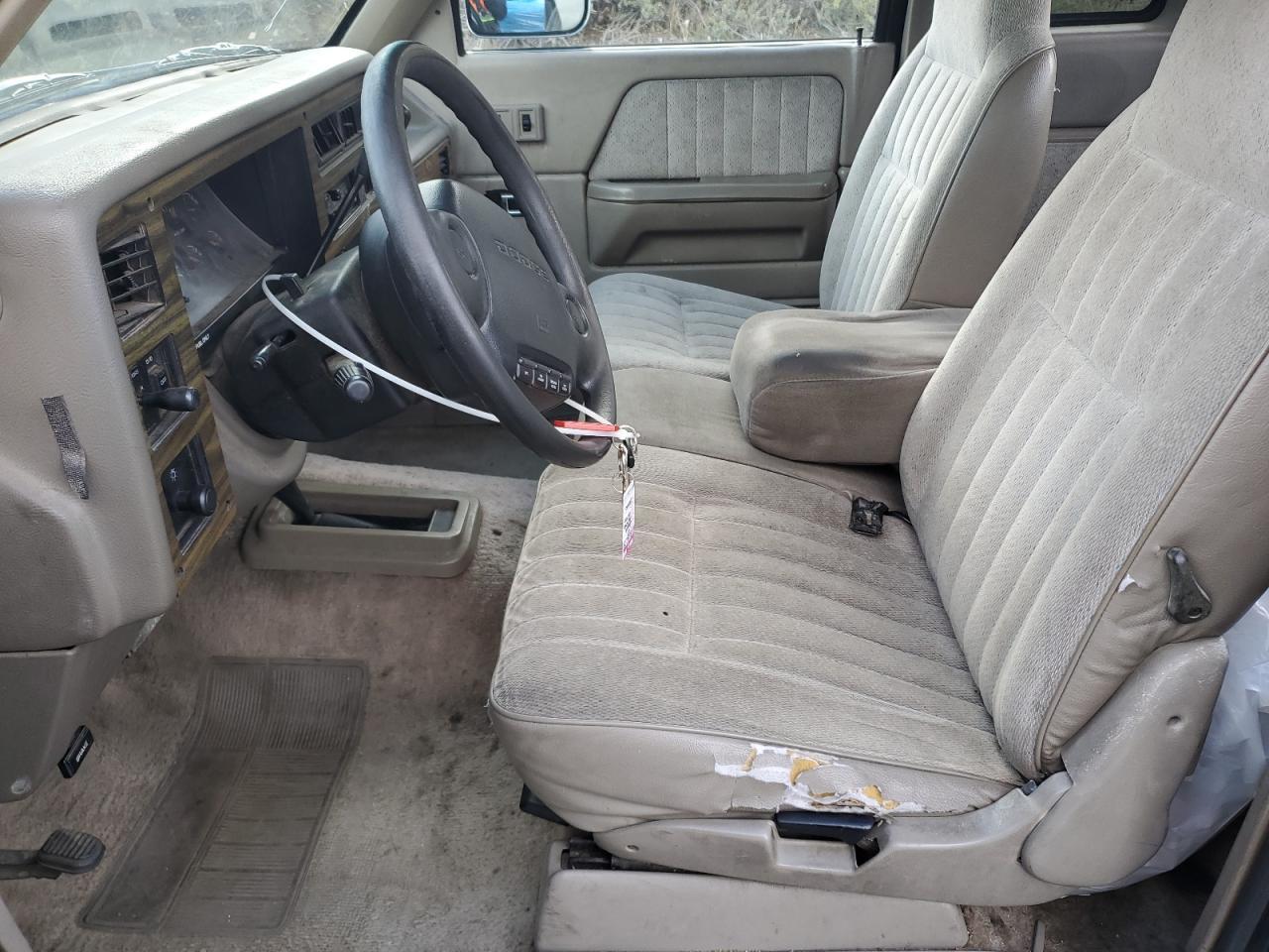 1995 DODGE Dakota
