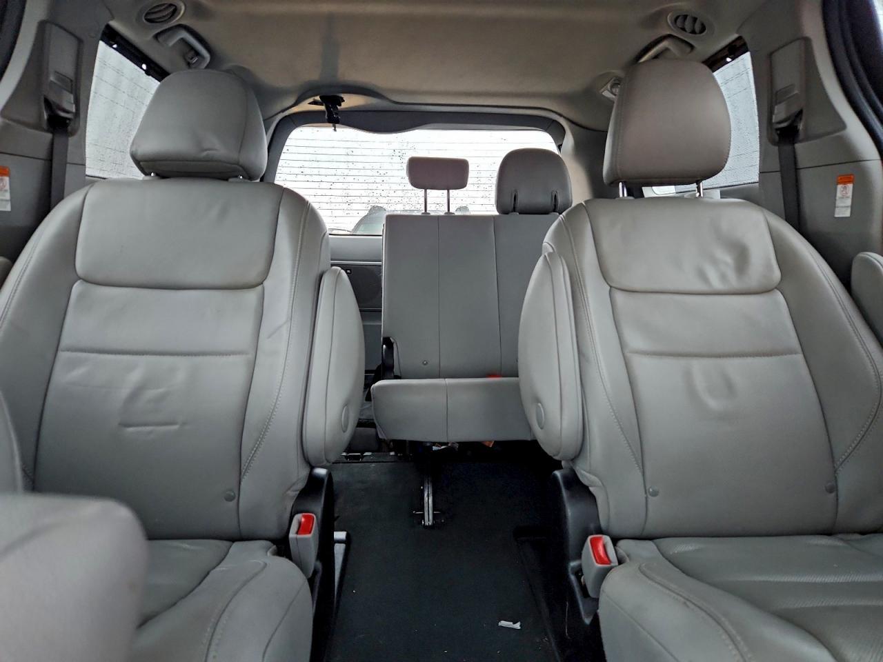 2018 TOYOTA SIENNA