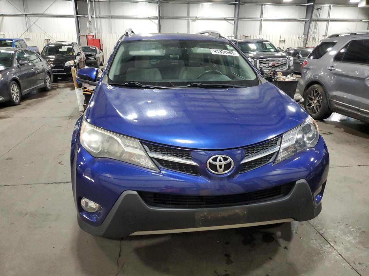2015 TOYOTA RAV4