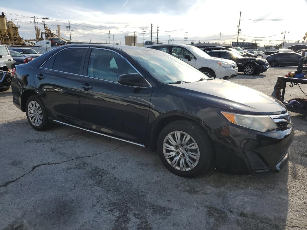2013 TOYOTA CAMRY