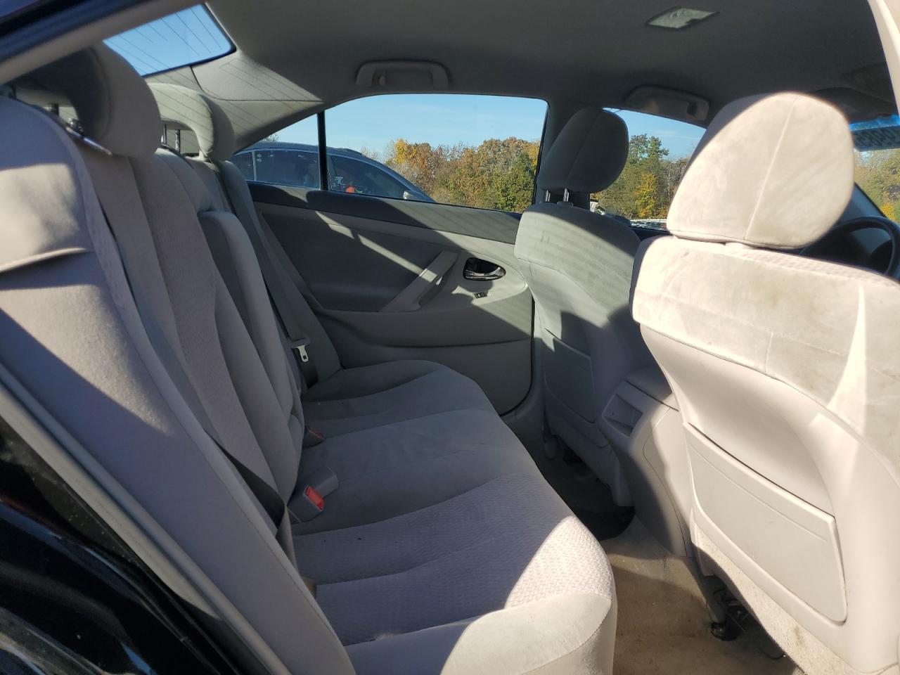 2010 TOYOTA CAMRY